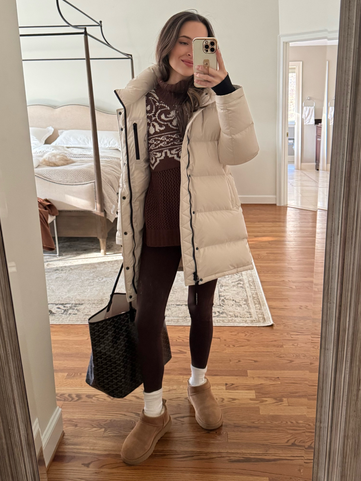 Easy winter outfit when it’s freezing outside and you want to be comfy and bundled. Wearing S in Super Puff (these run true to size but I size up to give room for extra layers). Wearing XS in sweater and leggings. Also linking a great dupe for the Goyard tote! 