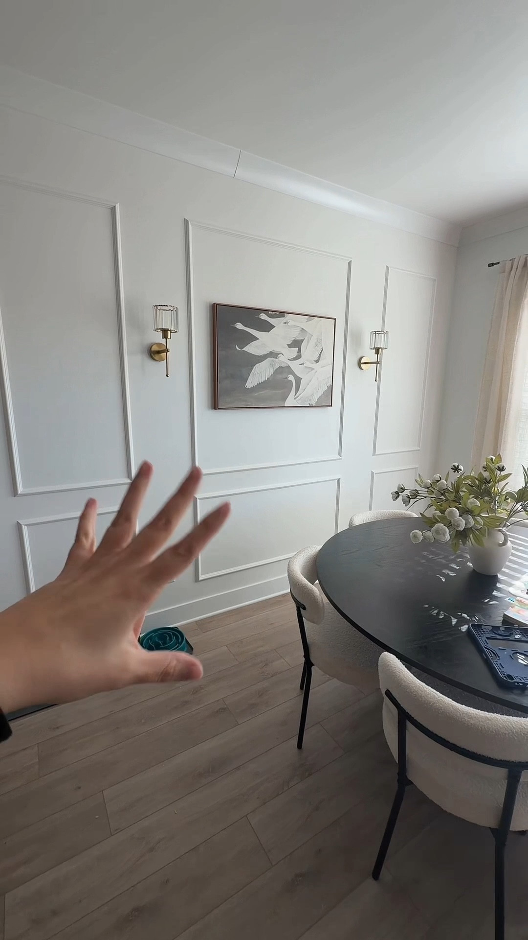 Affordable dining room upgrade perfect for any blank walls! 

#LTKHome #LTKdayinmylife #LTKmomlife