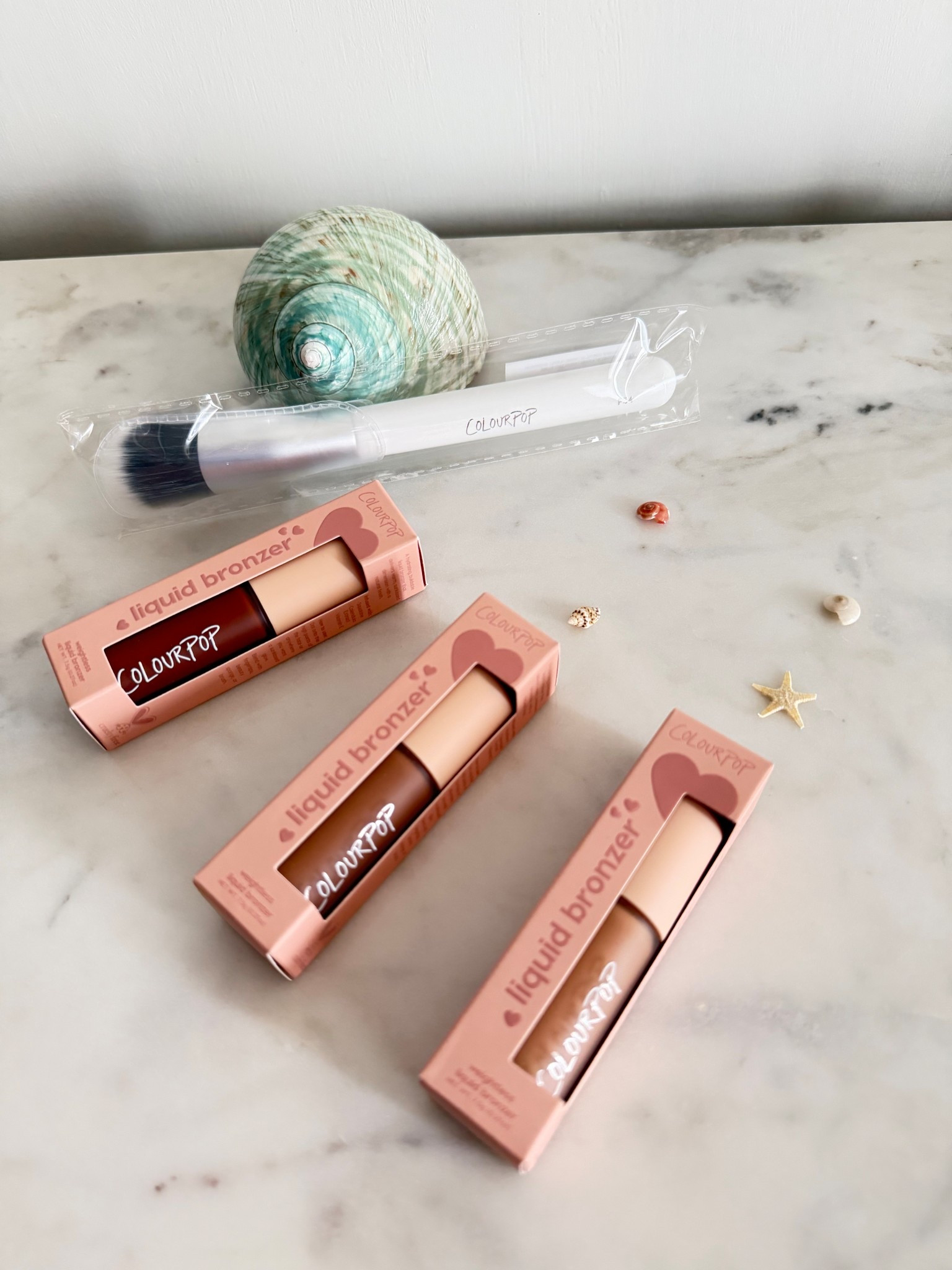 ColourPop sent me these and perfect timing for the warmer weather to have a nice summer glow that’s inspired by our California beaches which I love as a California girl!!☀️ 🌊🏝️😍 6 shades available and this new angled sculpted brush makes it great to apply them!!🤩



Gift ideas, makeup, affordable makeup, clean beauty

#LTKBeauty #LTKFestival #LTKMothersDay