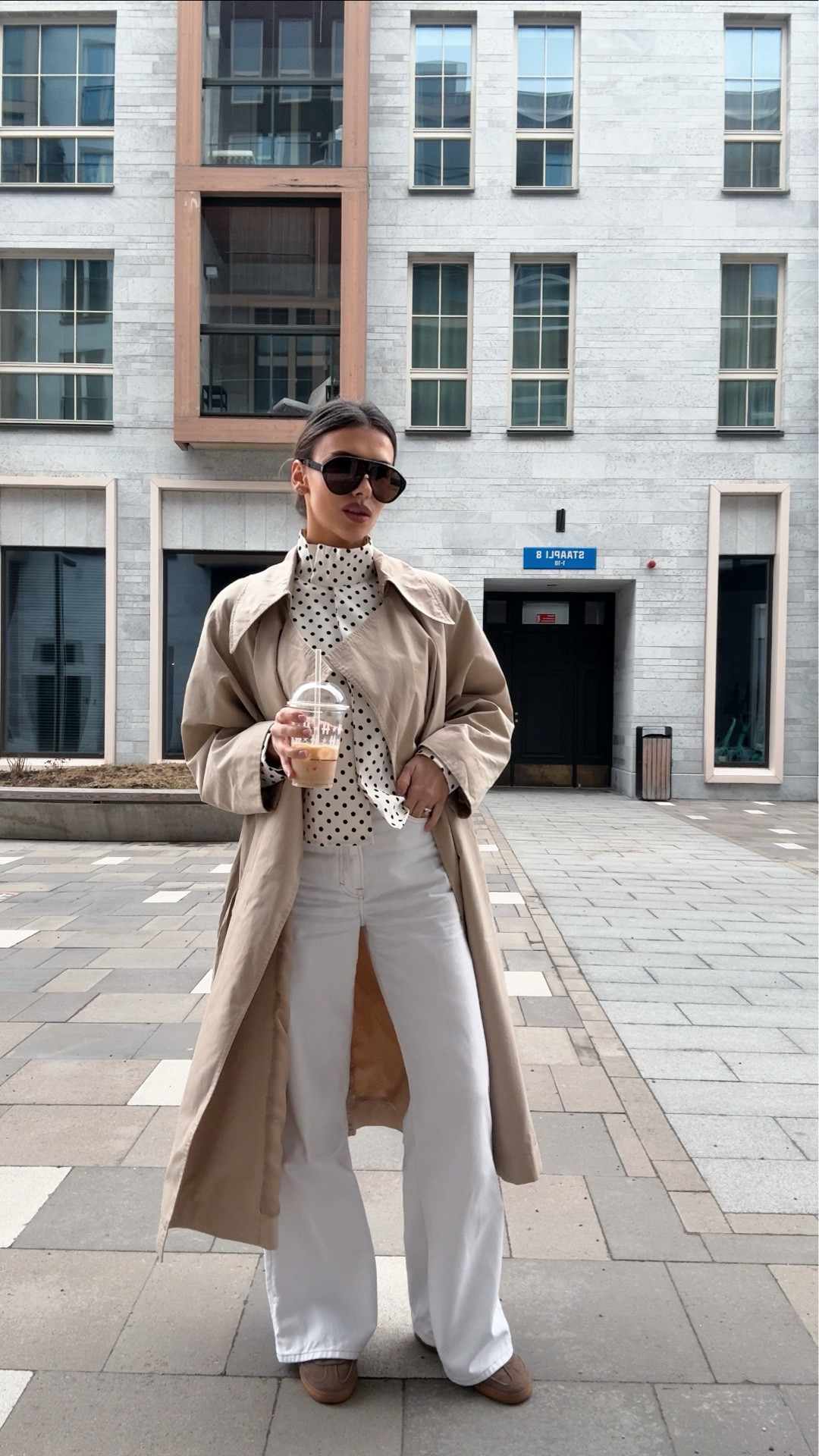 This trench is love at first sight 🥰
The shade… the length… everything is just perfect 🤍
Unfortunately, it’s already sold out, but I’ve found some similar options for you — linking them below 🌸
Everything else I’m wearing, including the shoes, fits true to size 🥰

#LTK  #LTKtrenchcoat #LTKdatenight #LTKspring #LTKtrousers #LTKstyle 
