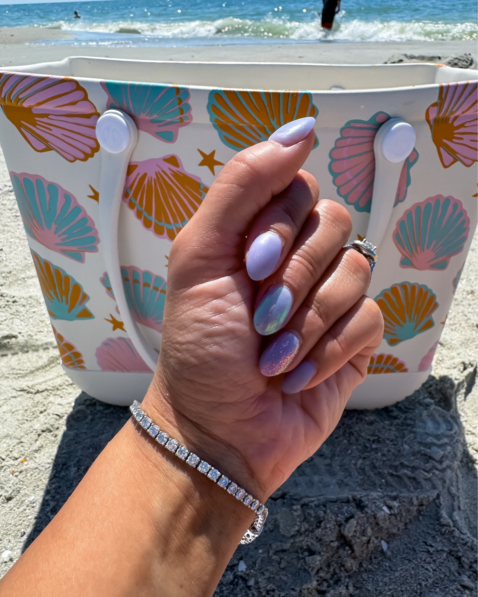 Vacay nails and my go to beach bag ☀️🌊 I did matte, chrome and sparkle nails of the same purple color 🟪 

#LTKItBag #LTKTravel