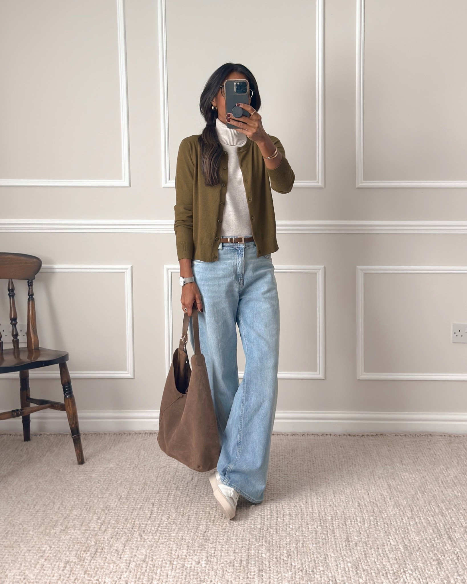 Cardigan - wearing size medium. Recommended sizing up as this is a fine knit do quite snug.

Wide leg Jeans - linking the exact same jeans as they are available again this season. I’ve sized up as they’re a bit snug. My usual size is a UK size 8 but wearing size 10 here. I’ve pinned the bottom hem at the back. I’m 5’5 and these are a bit long so keep that in mind as I normally have to pin my jeans and trousers as most of them seem to be made for taller girls so this is how I make them work for me. Note - the editing of the colour of these jeans on the H&M website isn’t very good. The last 2 pictures show the true shade of these jeans. 