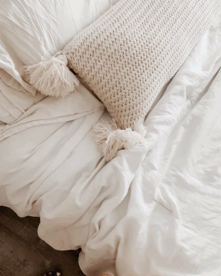 Cozy bedding details 🤍 

bedding refresh
bedroom refresh 
home refresh

#LTKHome