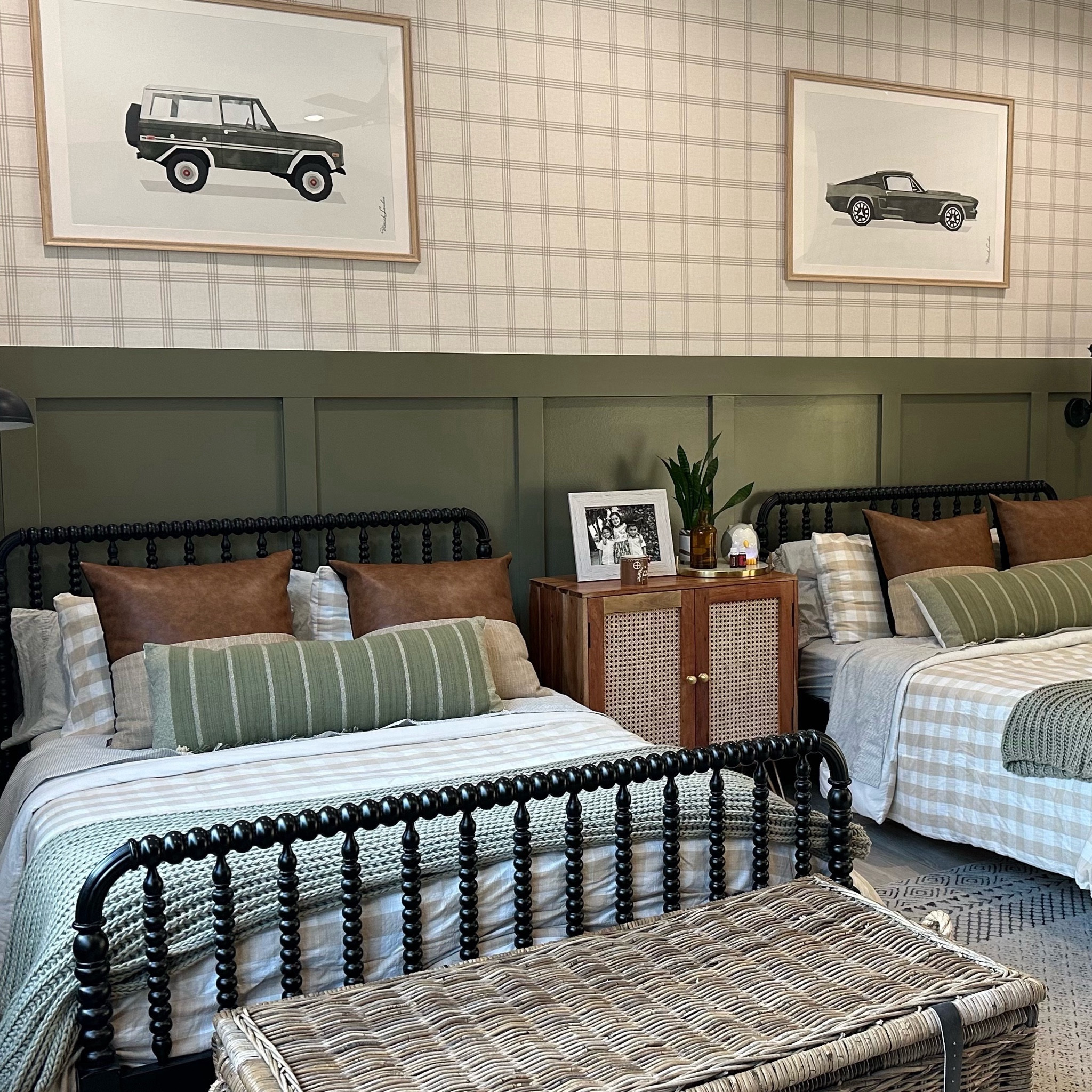 Twins bedroom.

