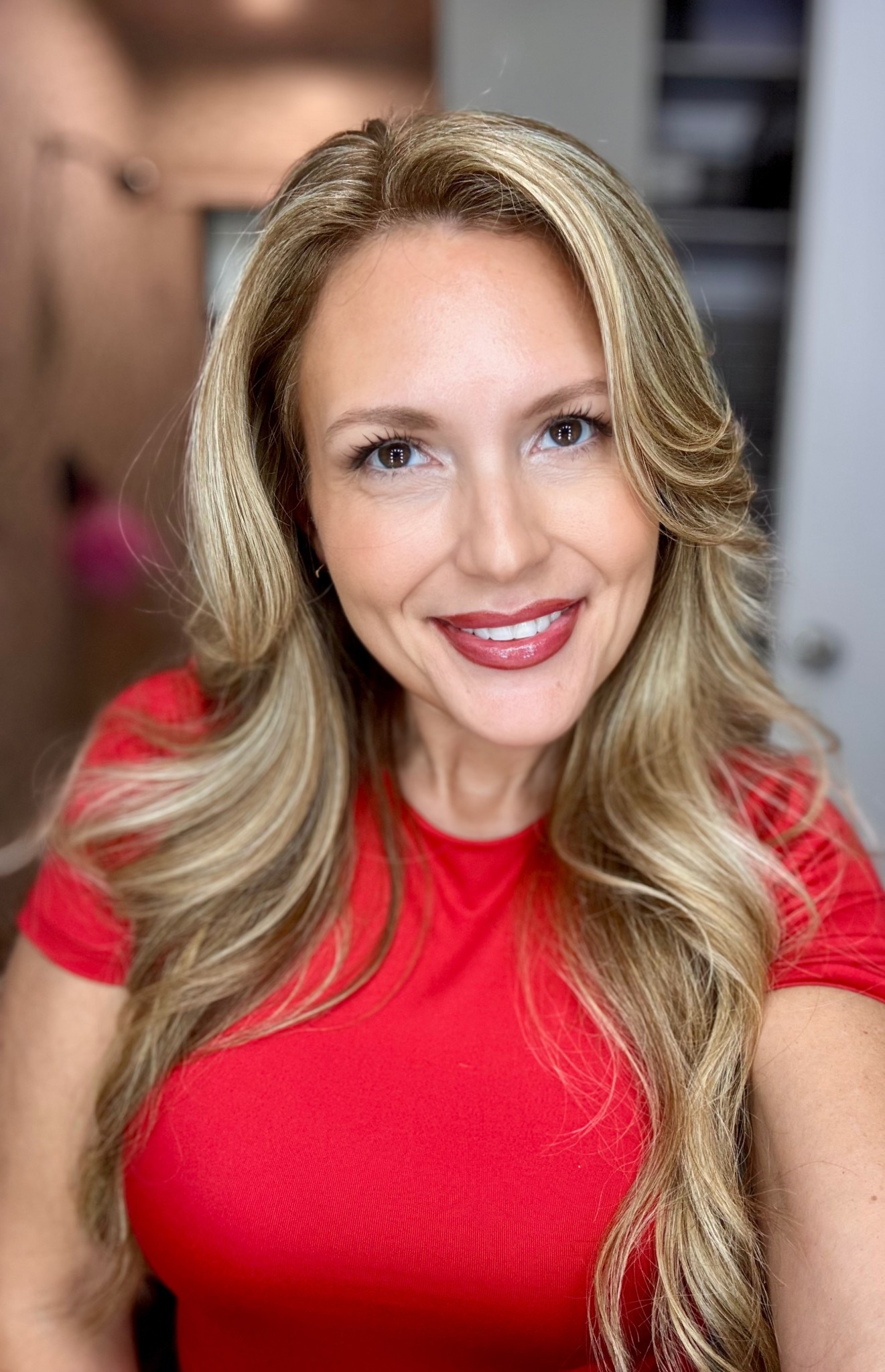 Found my new personality… and it’s chocolate red lipstick 😌💄🍫


#LTKOver40 #LTKgrwm #LTKBeauty