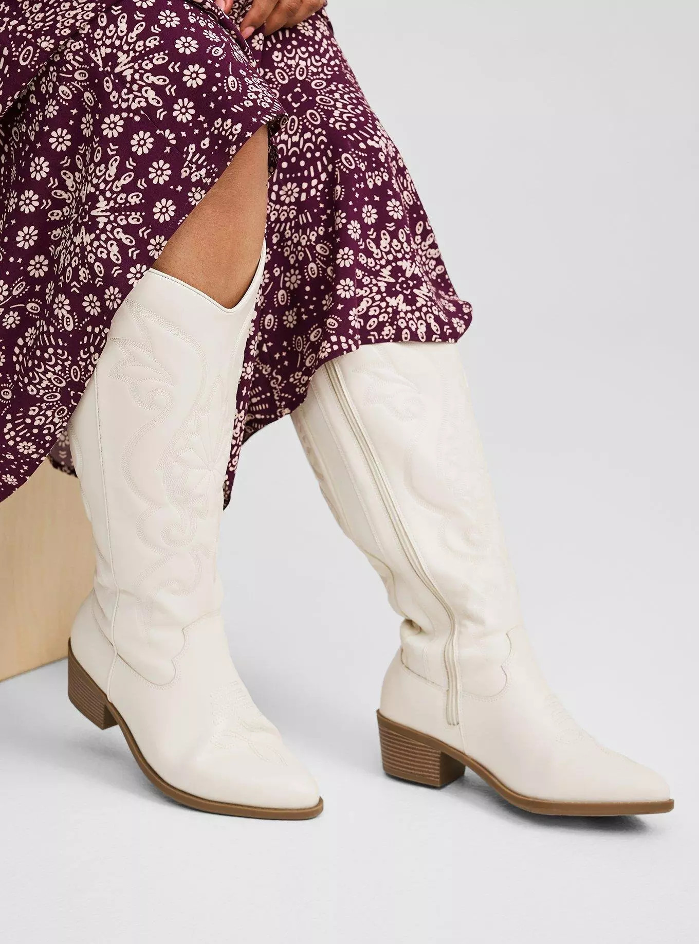 Western Knee Boot (WW) | Torrid (US & Canada)
