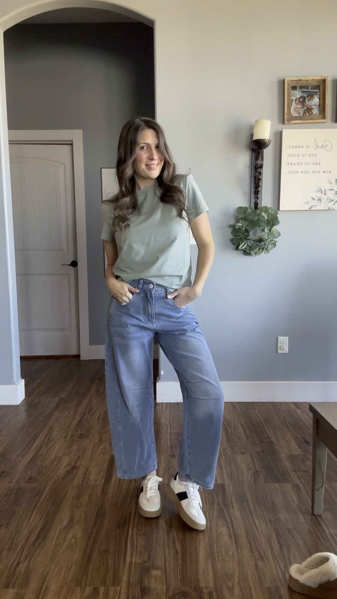 The best basic tee and available in more colors 🙌🏼

Basic tee | basic tshirt | Amazon finds | Amazon fashion | basic short sleeve shirt 

#LTKMostLoved #LTKFindsUnder50 #LTKStyleTip