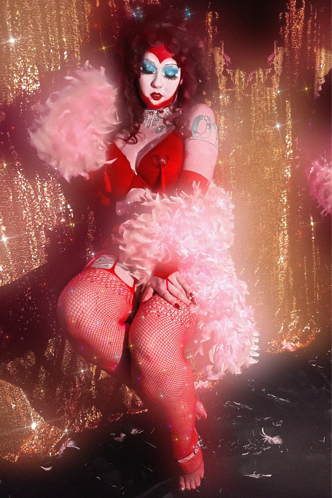 This was such a fun and sexy photoshoot! A big challenge to edit with my very small background, but that’s why we have mirrors, right? 🥰

#chappellroan #mykinkiskarma 

#LTKHalloween #LTKSeasonal #LTKStyleTip