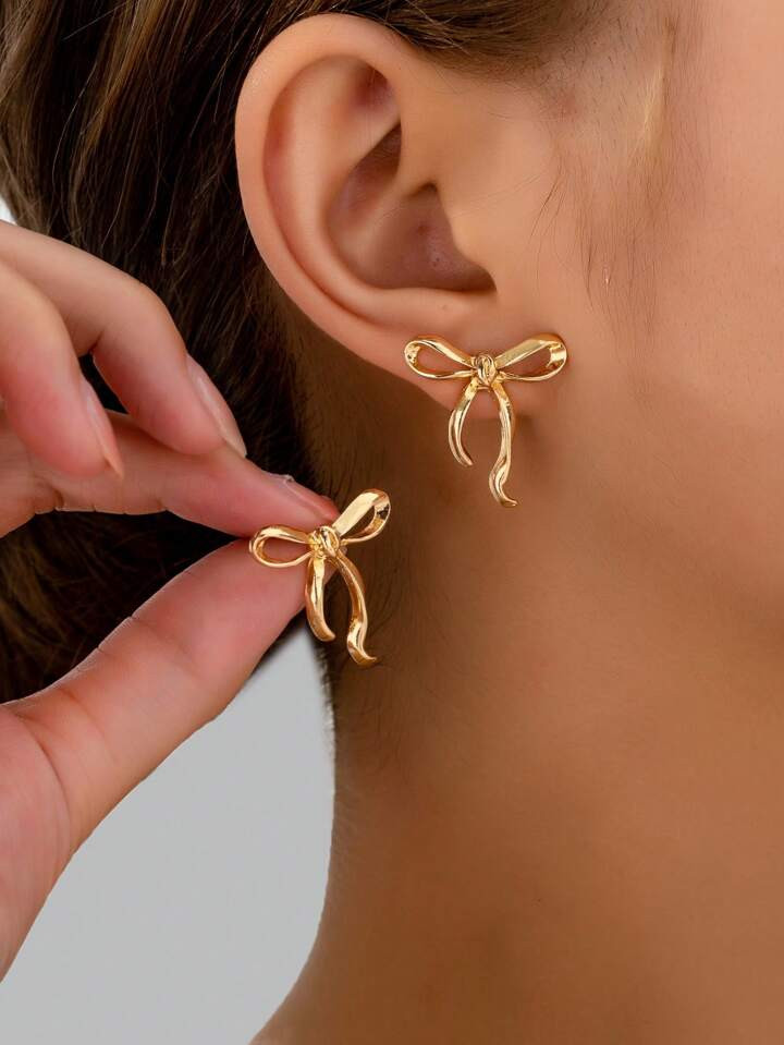 1 Pair Luxury Fashion Delicate Versatile Elegant Chic Butterfly Stud Earrings For Women | SHEIN