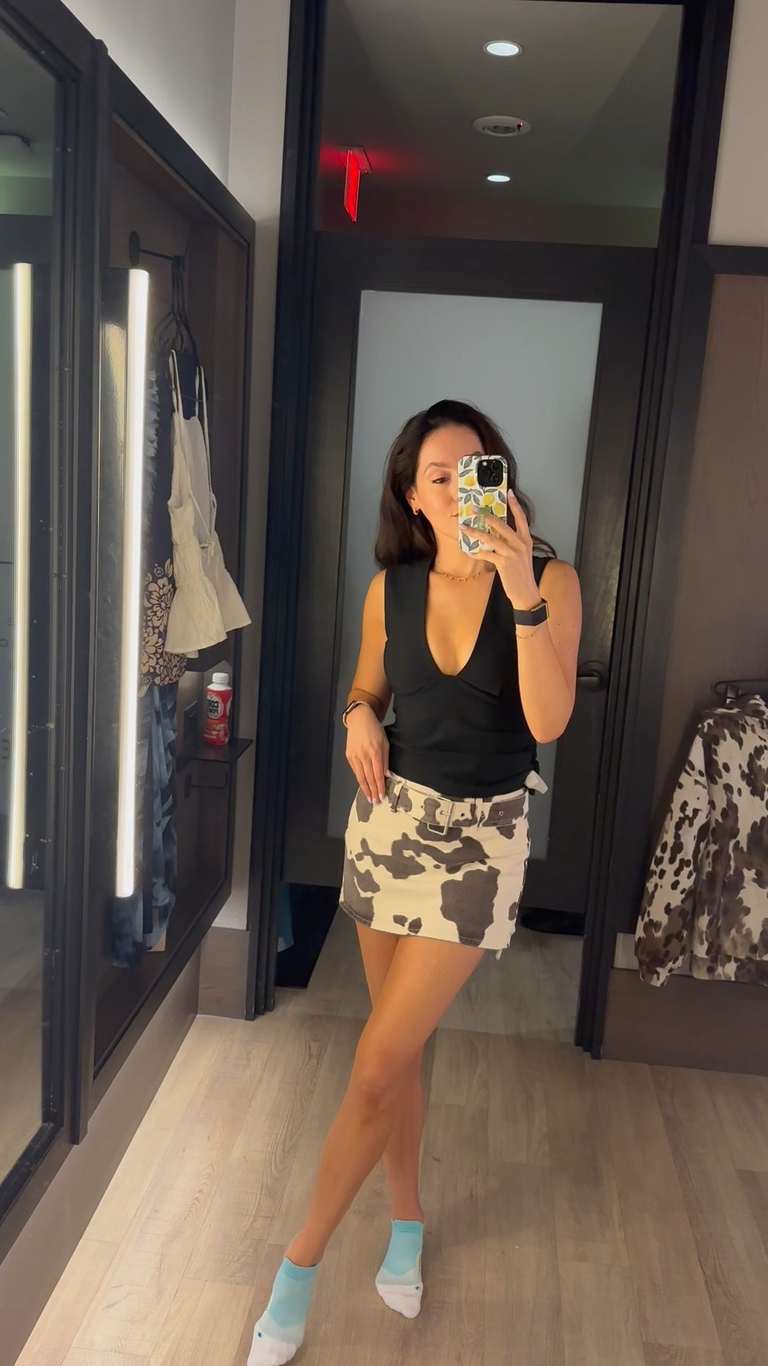 Abercrombie find
Country concert
Cow print 

Loopy code carolinelawley for 10% off

#LTKStyleTip