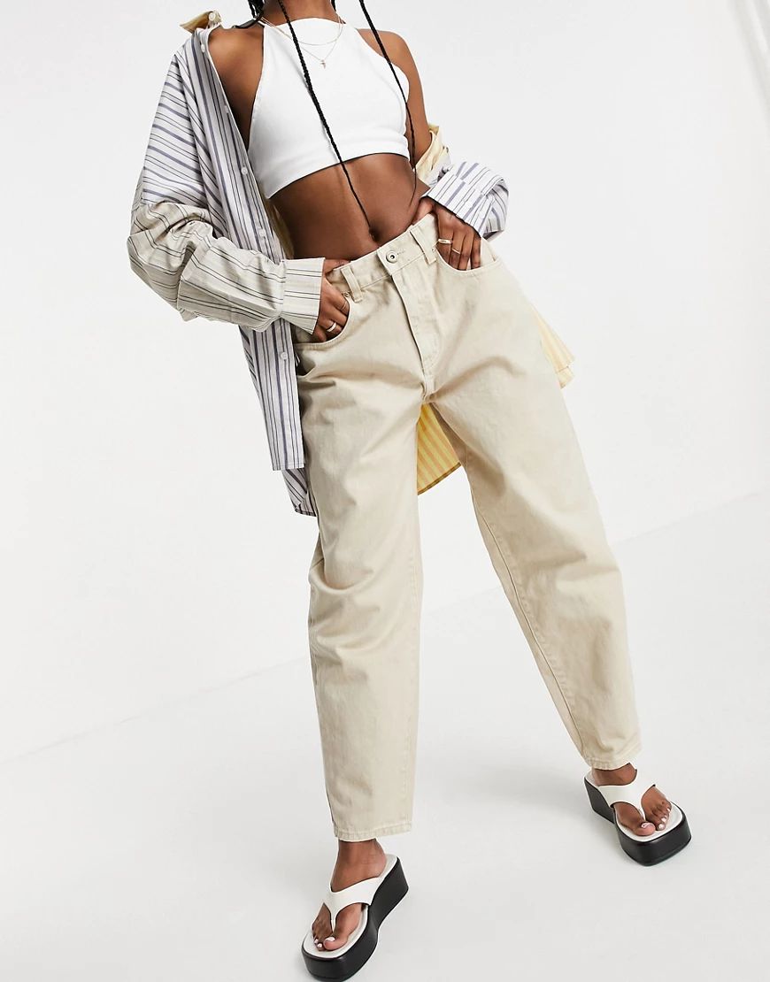 Cotton:On high rise mom jeans in sand-Brown | ASOS (Global)