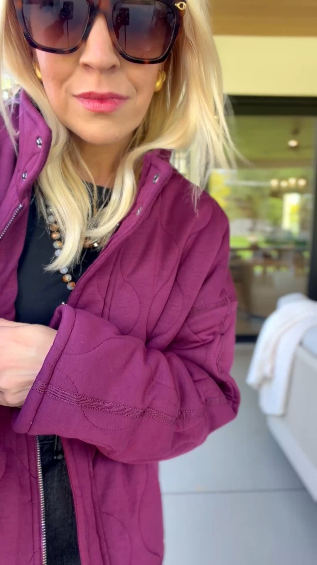 This jacket is the perfect thickness and I loved all the color options!