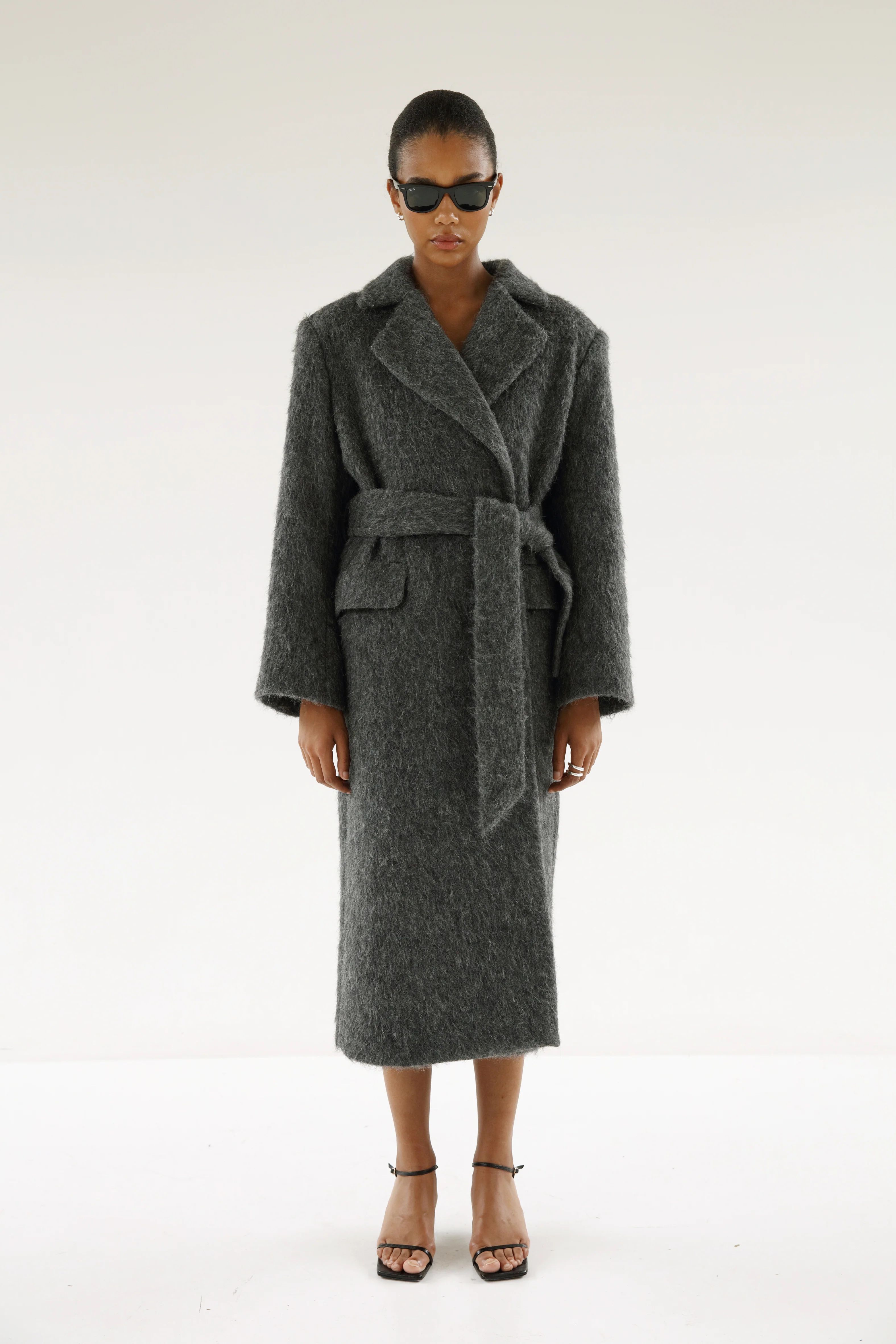 Ivy Mohair Coat, dark grey | Almada Label