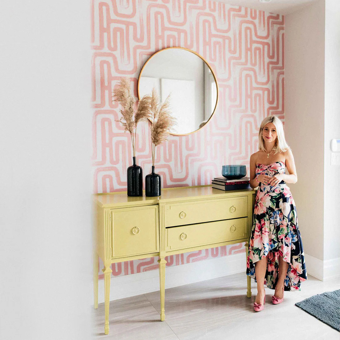 Pink Paintbrush Maze removable wallpaper | Livettes Wallpaper