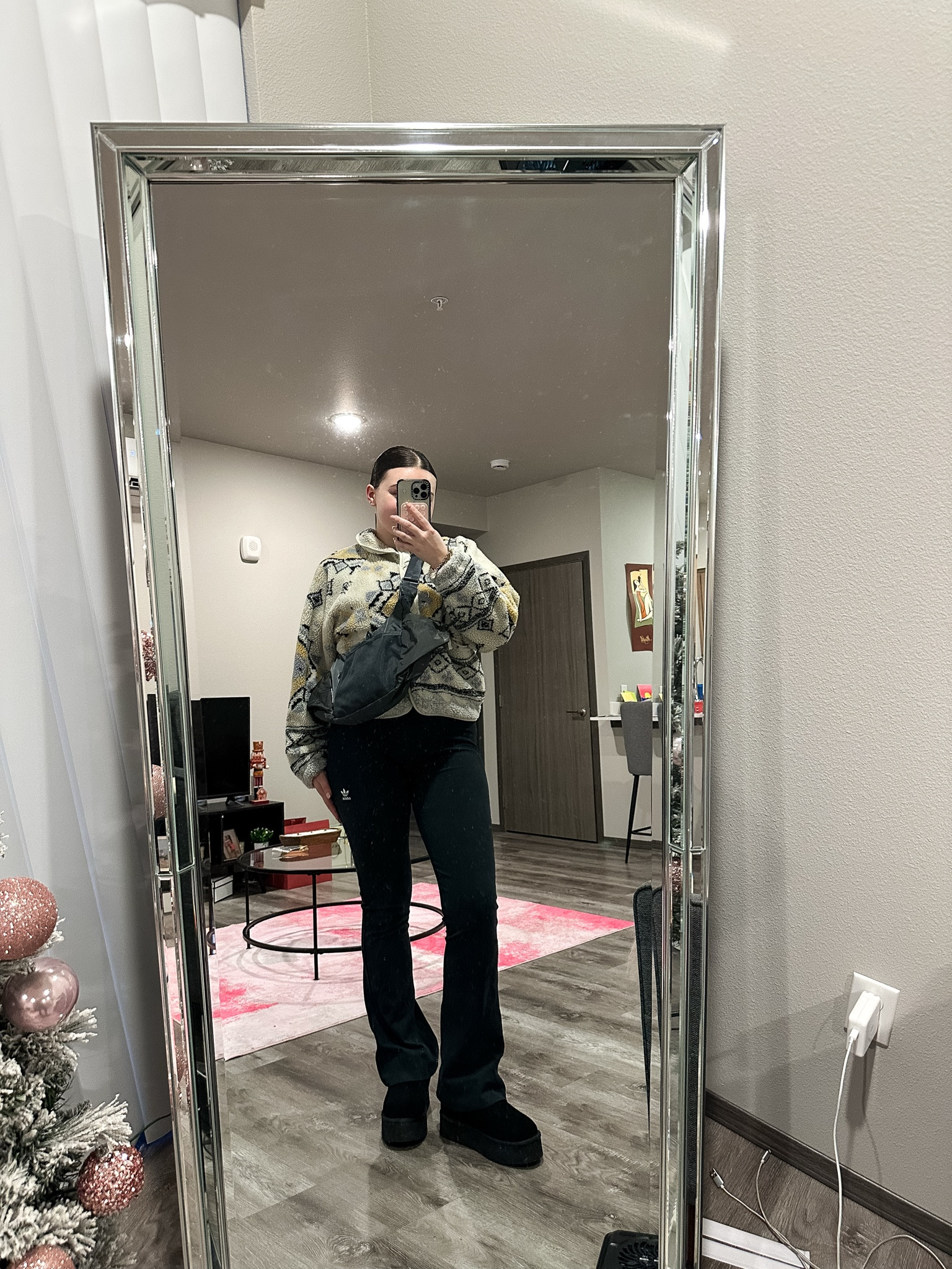 Cozy workout outfit idea for the gym! I wore this to Pilates and it worked out great!

#LTKActive #LTKMidsize #LTKFindsUnder100