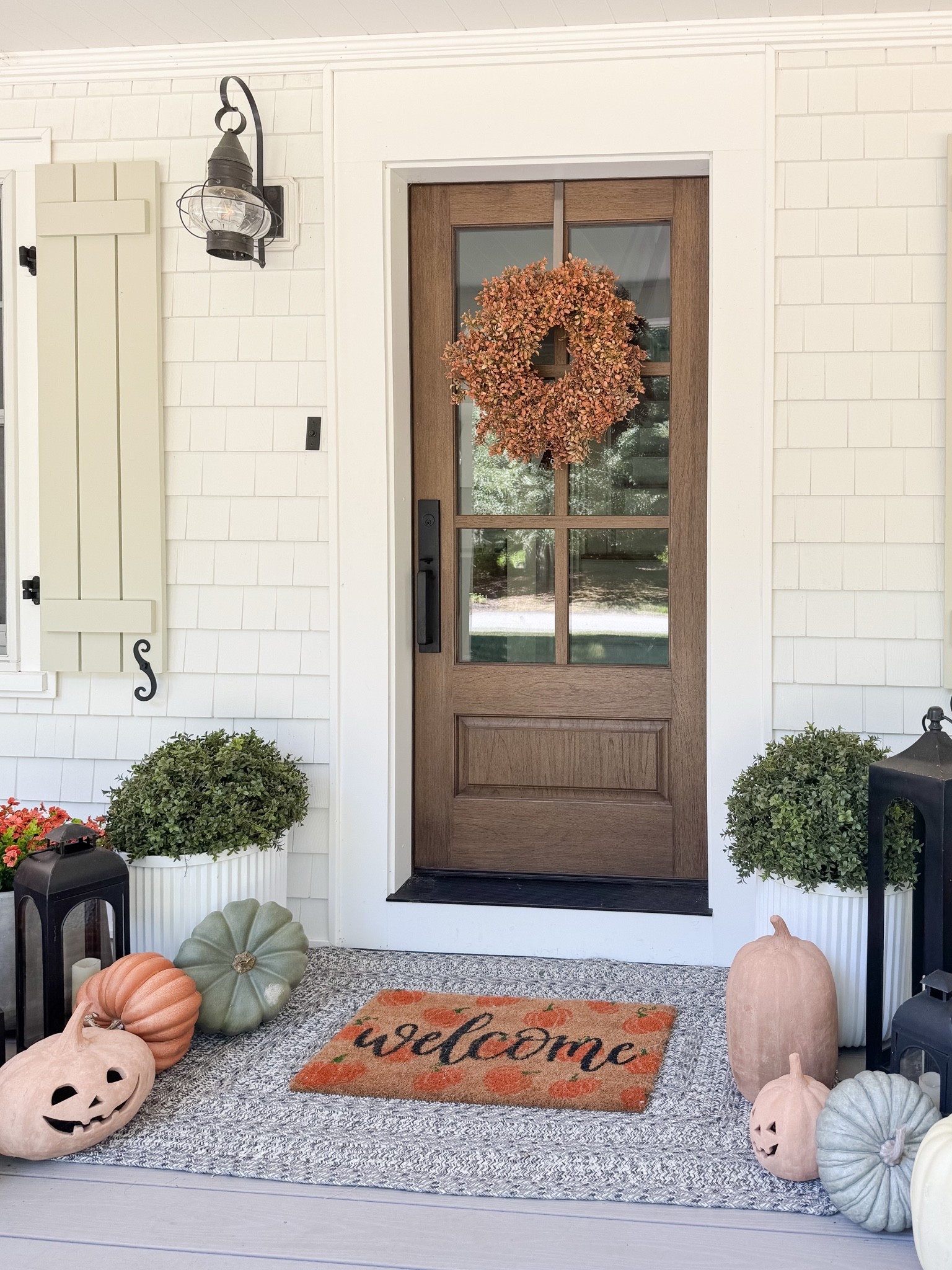 Fall Front Porch

Home  home decor  home favorites  spring front porch  spring home decor  seasonal decor  wreath  planters  area rug  coastal home

#LTKHome #LTKSeasonal