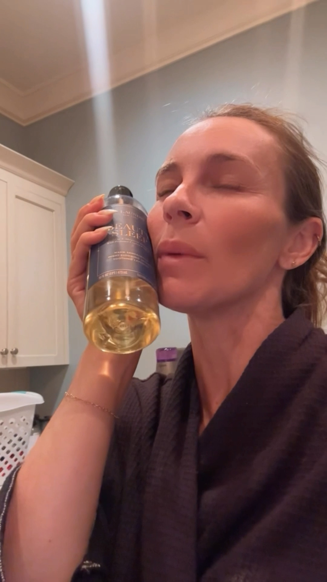 The BEST laundry detergent for bedding. The scent creates a luxurious experience for your entire bedroom!

On sale 30% off for Amazon Prime Day. Laundress Beauty Sleep fabric spray refreshes any fabric. 

Clean home hacks, five star resort bedroom, bedroom scents, Amazon home finds, laundry detergent, luxury scents, sandalwood home scent, Angela Lanter, Amazon Prime Day sale, bedroom refresh, bedding refresh

#LTKHome #LTKFindsUnder50 #LTKSaleAlert