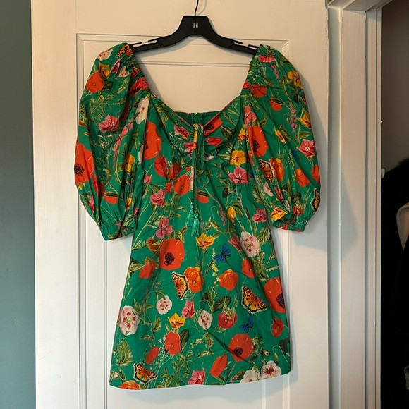 Cara Cara puffy sleeve top | Poshmark