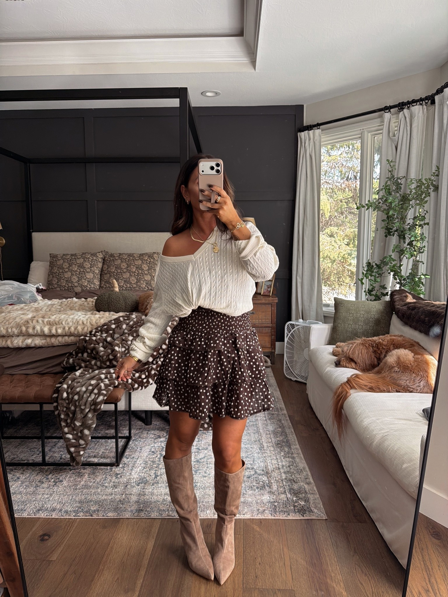 The cutest fall outfit

#LTKgrwm #LTKdayinmylife #LTKootd