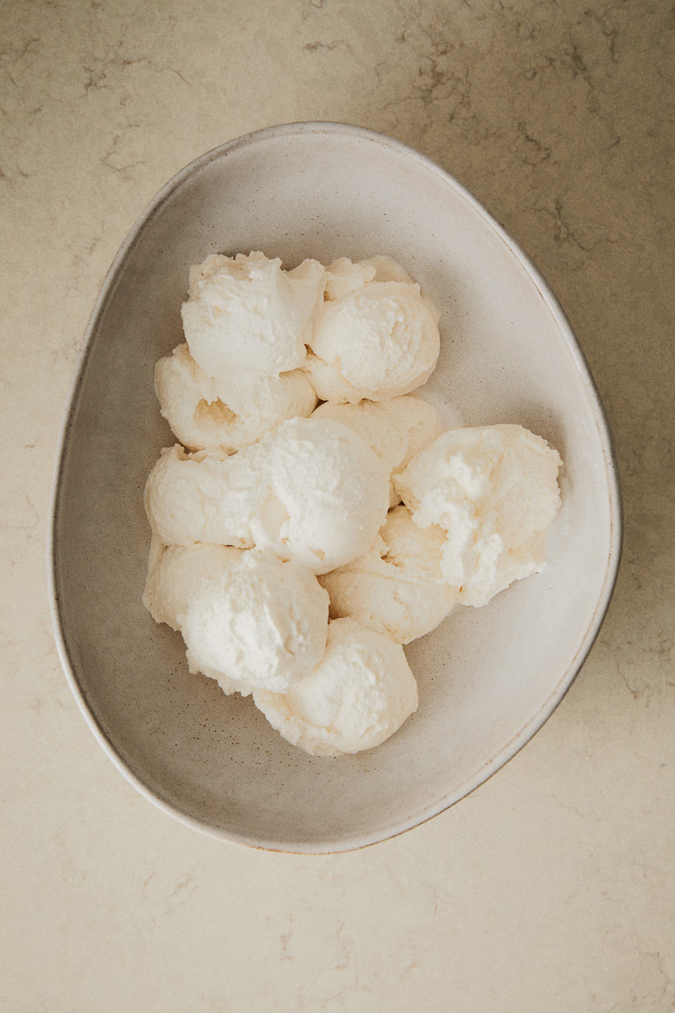 Large Stoneware Serving Bowl | H&M (US + CA)