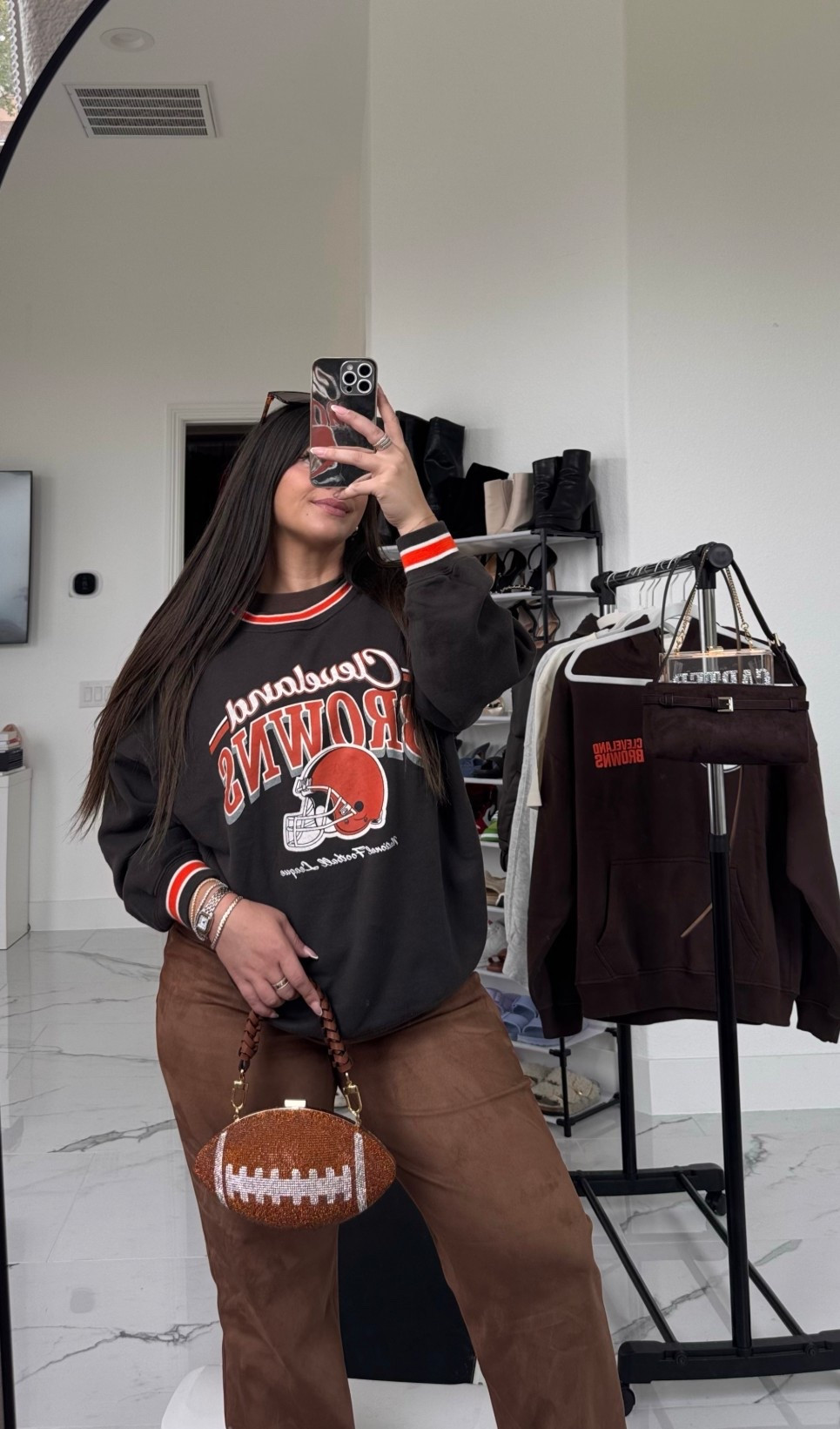 #AbercrombiePartner football is back!! 🏈🧡 y’all know who I’m cheering for 🥰 but @abercrombie has the best pieces for every team in the NFL! Shop their collection here below & right now they have two ways to save, see below! 🫶🏼

-$50 off $150+, or $25 off $100*
*Offer valid in stores and online August 28, 2025 to September 2, 2025 in US/CA. Excludes clearance and gift cards. Discount applied to subtotal before tax and shipping/handling at checkout.

-15% Off Stackable Code
**Use code KICKOFF at checkout August 28, 2025 to September 2, 2025 in US/CA. Exclusions apply. See details online.

#LTKMens #LTKStyleTip #LTKFindsUnder100