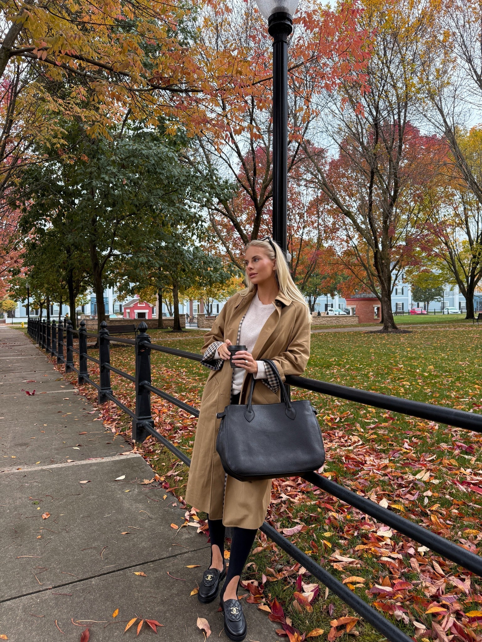 SIZE: small in sweater & leggings, 4 in coat, shoes run tts, linked similar in all! #kathleenpost

Fall outfit Inspo, fall transition outfit, postpartum outfit, fall errands outfit

#LTKootd #LTKmomlife #LTKSeasonal