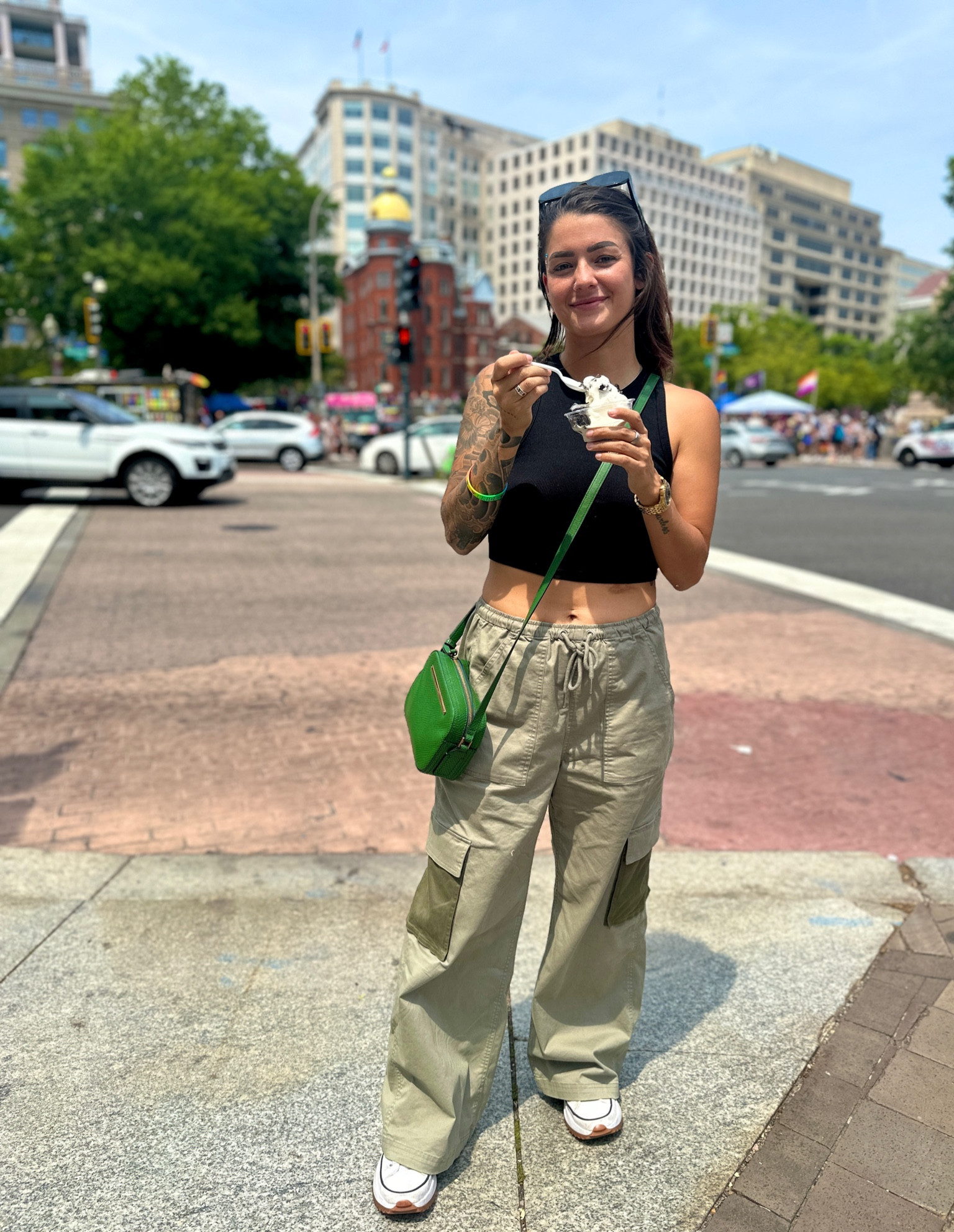 Spent the day walking around Washington D.C. in this casual fit! These cargo pants are one of the comfiest pants I own 🏛️♥️

#ootd #ltkfashion

#LTKunder100 #LTKtravel #LTKSeasonal