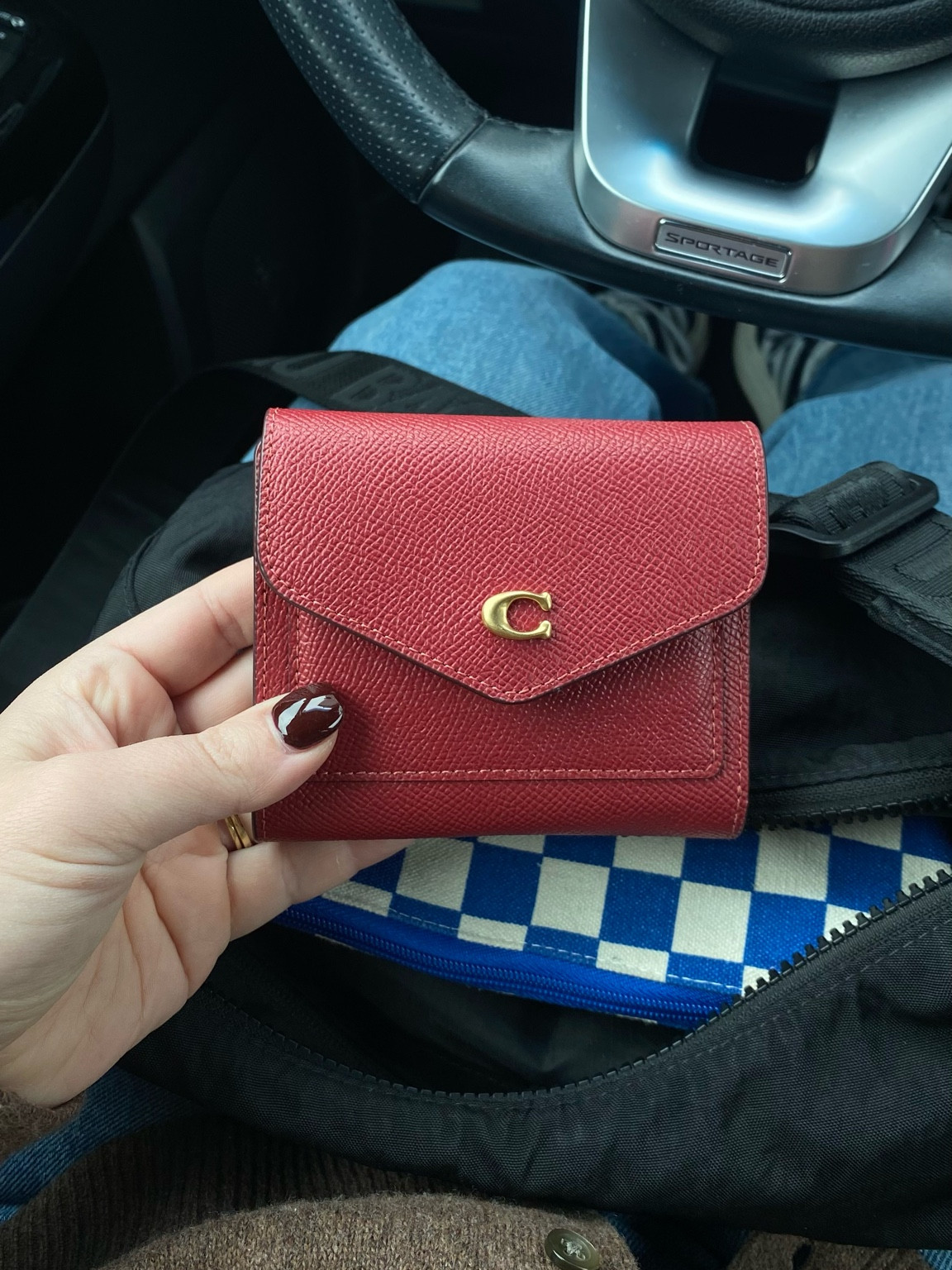 I’ve had so many wallets over the years, and this one is by far the BEST 🍒✨ Lots of card slots, holds full bills and coins! 

#coach #coachtopia