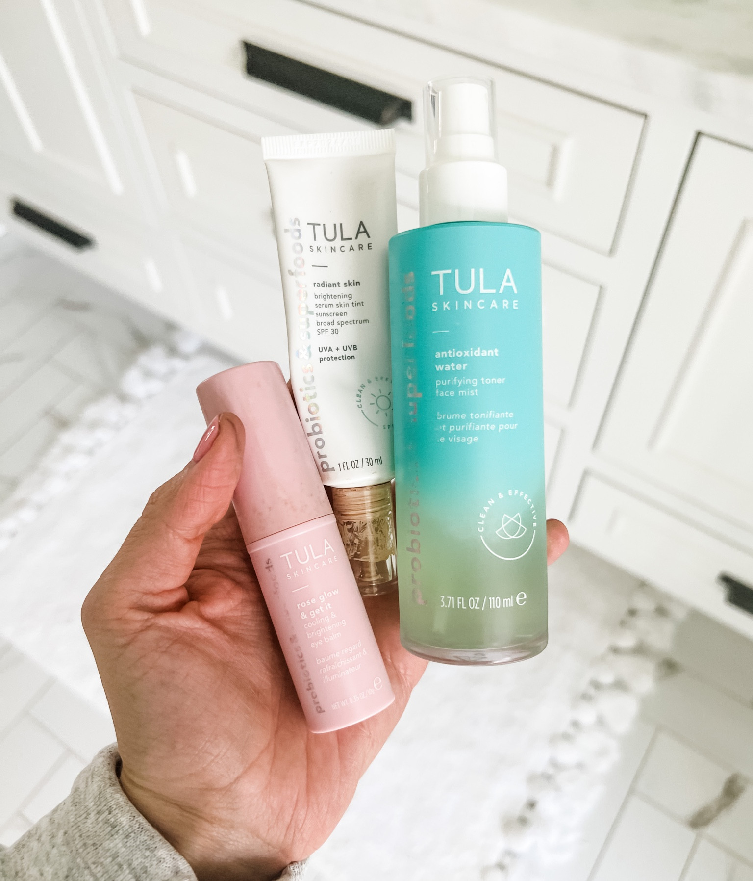 Code: KIMPERRY ✨No make up Tula favorites! Rose Glow and get it I stick, skin tint, with SPF, and my toner 🤩🙌🏼 #tula #nomakeup

#LTKunder50 #LTKBeautySale #LTKGiftGuide