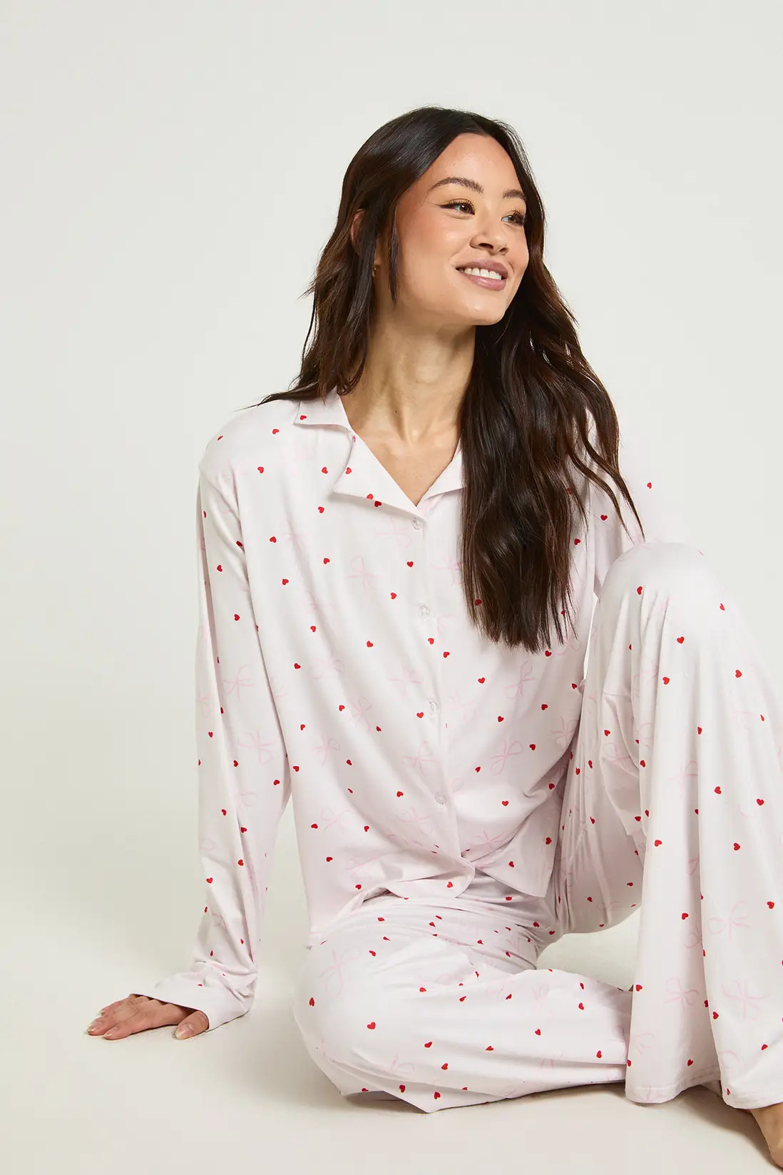 Tall Bow & Heart Print Long Sleeve Top & Trousers Pyjama Set | boohoo (US & Canada)