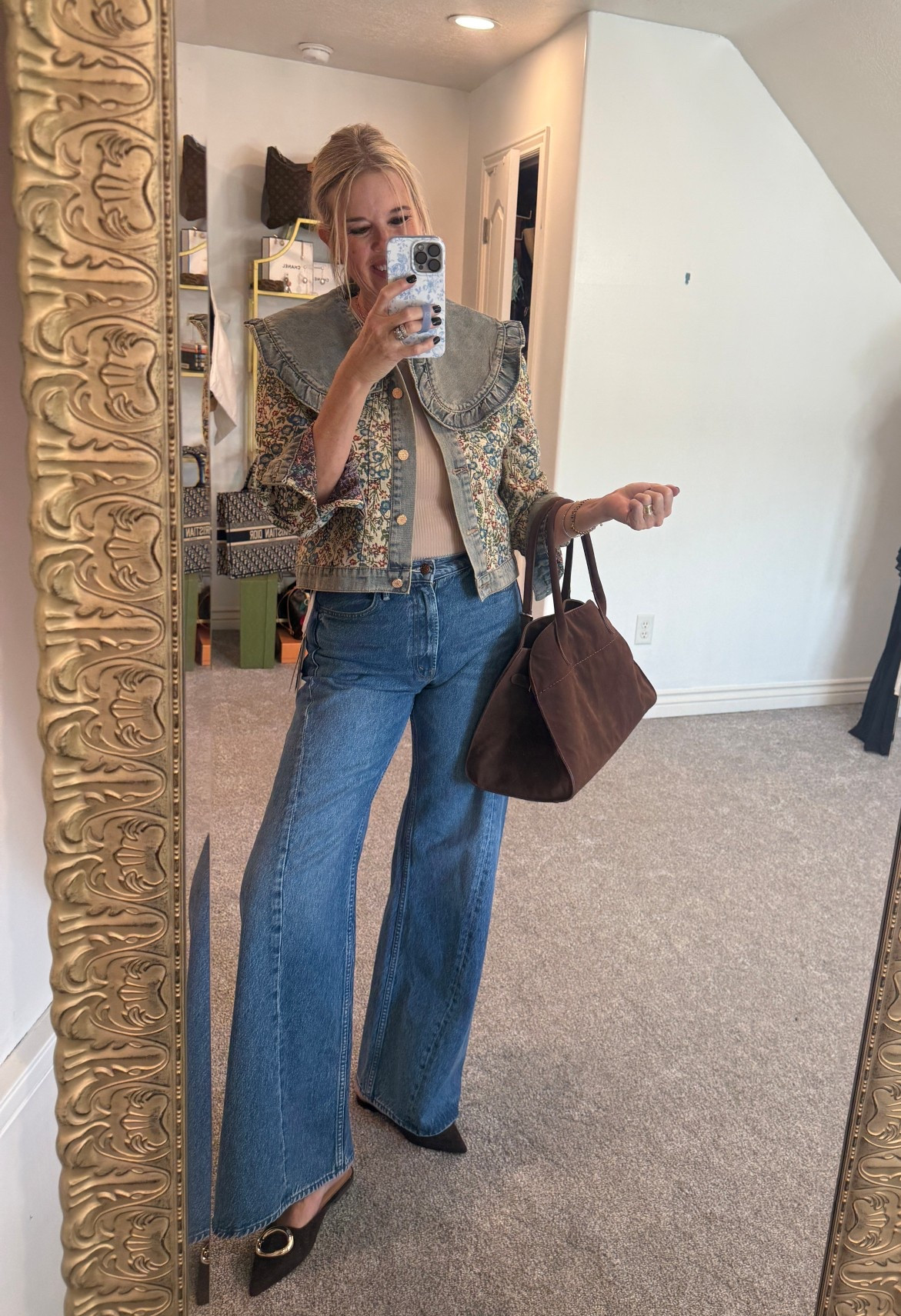 Amazon Find

How cute is this jacket- floral tapestry jacket with denim Peter Pan collar with ruffle! So cute and makes a fun statement 

Body suit with built in bra 

The best inspired by suede tote/bag $24-43 and so so good
Mine is the large in coffee 

Mothers denim -Lemon twist snack denim jeans these viral selling jeans are worth the price tts

Nordstrom sale Steve Madden gold buckle brown suede slide tts I am in a 8 

Gold stud ball earring 



#LTKFindsUnder50 #LTKOver40 #LTKStyleTip