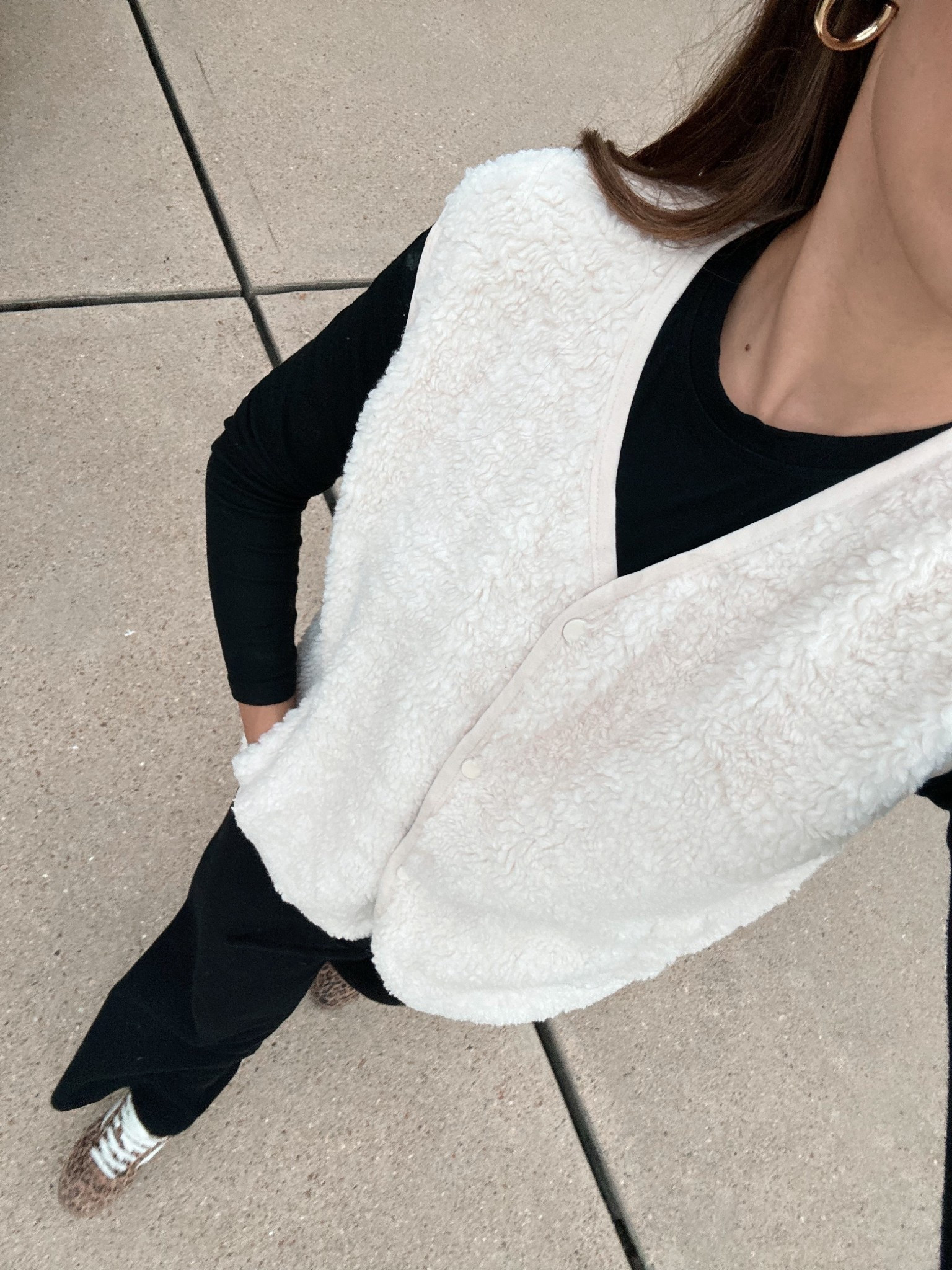 Sherpa vest! Perfect for layering this fall/winter. 

#LTKSeasonal #LTKStyleTip


#LTKStyleTip #LTKSeasonal #LTKPetite