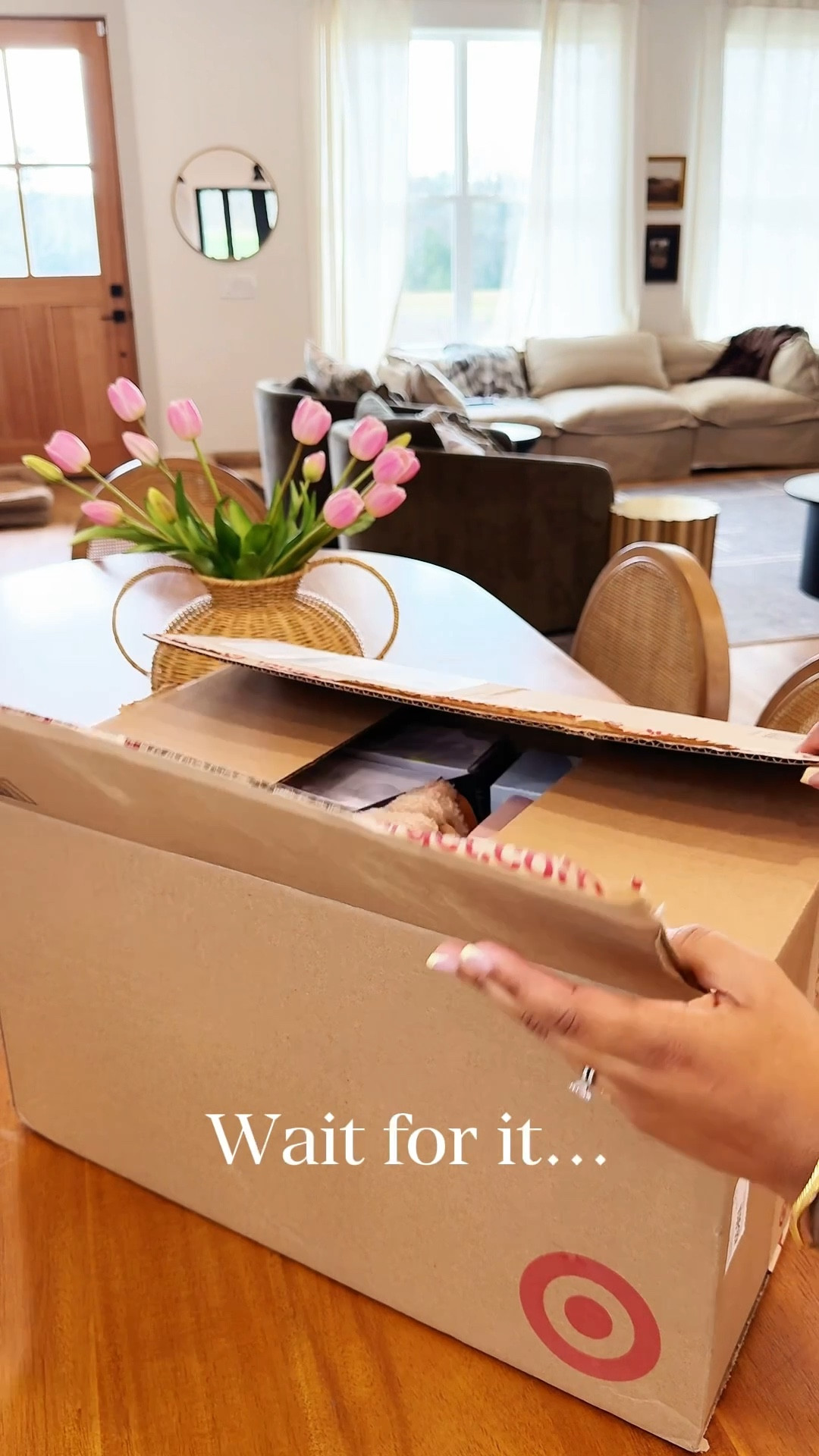 POV: you need party decor that looks good but doesn’t take all day 🙌

This Target balloon garland inflates FAST, assembles easily, and instantly makes the whole setup feel styled.

Plus it’s reusable, non-toxic, and actually affordable—which is rare for something this cute 🥰🚀✨🎈

#LTKHome #LTKSeasonal #LTKUnder50

#LTKKids #LTKHome #LTKmomlife