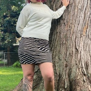 Vintage White Sweater & Pearl Accents Small Petite | Poshmark