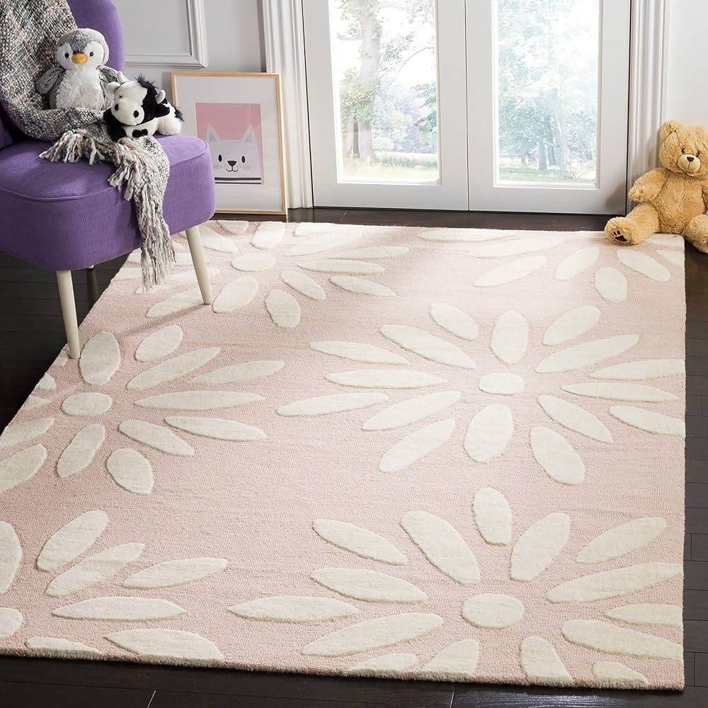 SAFAVIEH Kids Collection Area Rug - 5' x 7', Pink & Ivory, Handmade Daisy Wool, Ideal for High Tr... | Amazon (US)