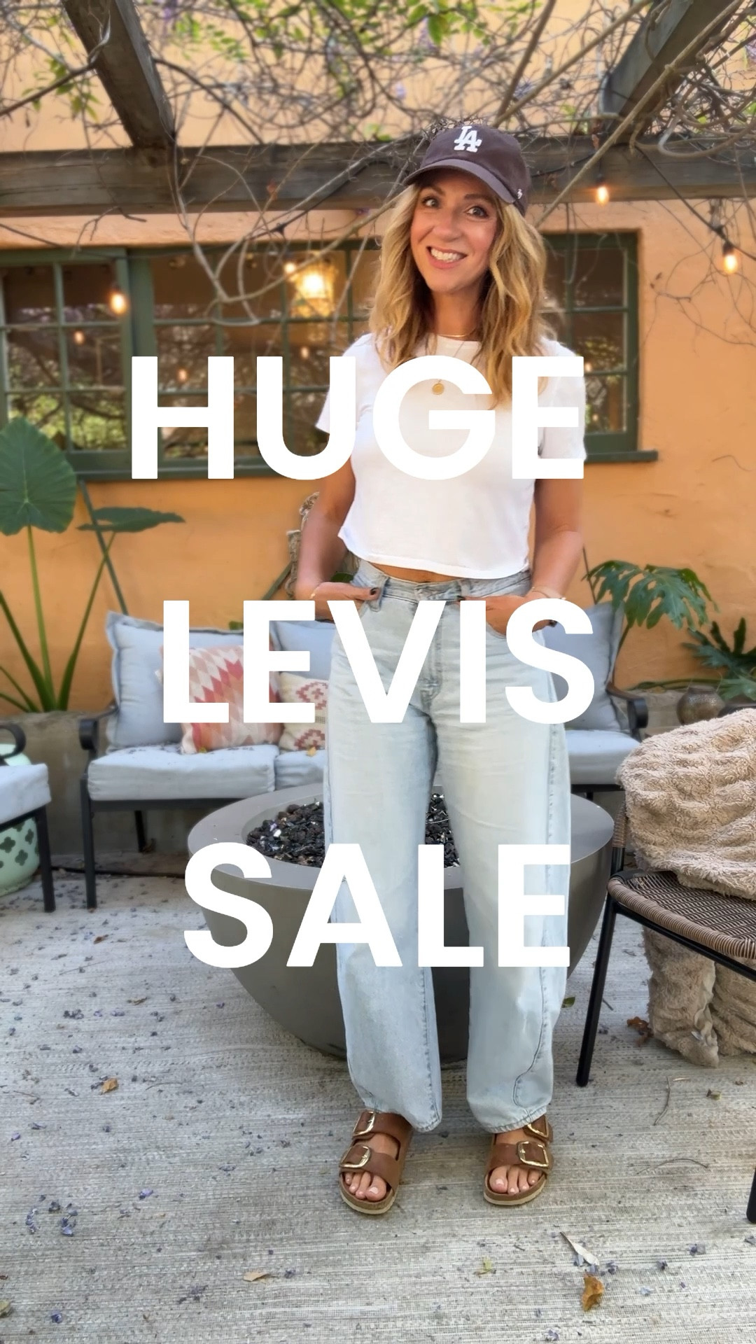 Levi’s Barrel Jeans Outfit | 30% Off Levi’s Sale

My favorite @Levi's   jeans are 30% off right now 🤎

The cinch waist = no waist gap, high-waisted fit, and relaxed barrel leg make them incredibly flattering. I bought them in my normal size. Wearing them with a cropped white tee to define the waist, brown Birks, and my favorite chocolate dodgers hat.

Levi’s is doing 30% off + free shipping and most sizes are still in stock — I linked this pair and a few other washes I love.

I’m 5’7” sz 6 for reference. I bought sz 28. 





Perfect spring outfit, elevated casual outfit, relaxed everyday outfit, mom style, and errands outfit.


#LTKSpringSale 

#LTKSaleAlert #LTKootd