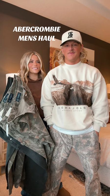 So I think we have the camo pants covered for you guys 😂 

Taylor is wearing 
size 32x30 in pants 
Size large in sweatshirt 
#menafashion #abercrombie #abecrombiemens #menscamo #menshaul #fashioninfluencer #mensinpo #mensoutfit #mensoutfitideas

#LTKmens #LTKstyletip