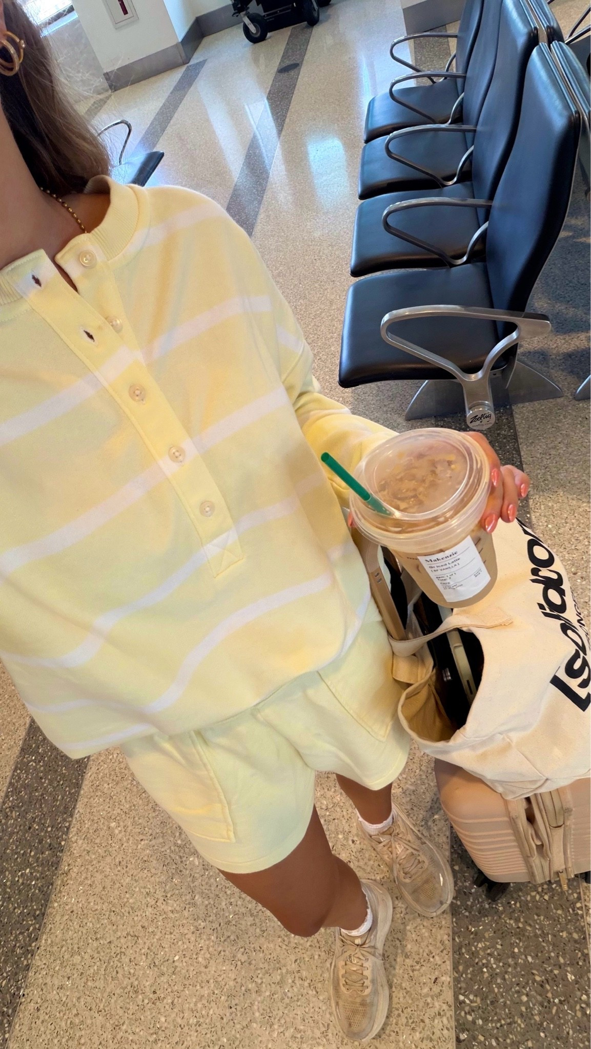 Travel day set