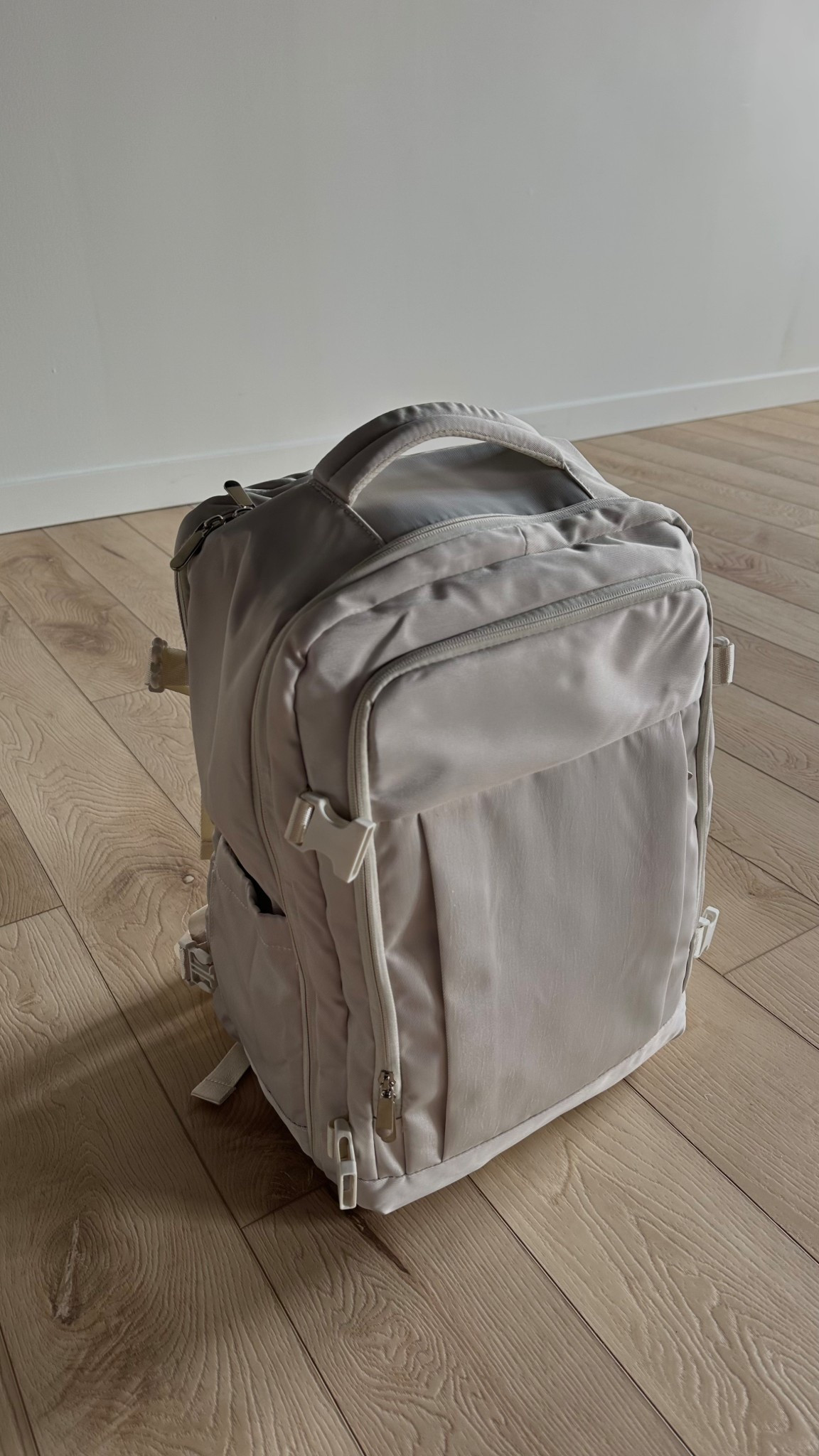 best travel bag ever!!! so many pockets 

#LTKcanada #LTKtravel #LTKbag