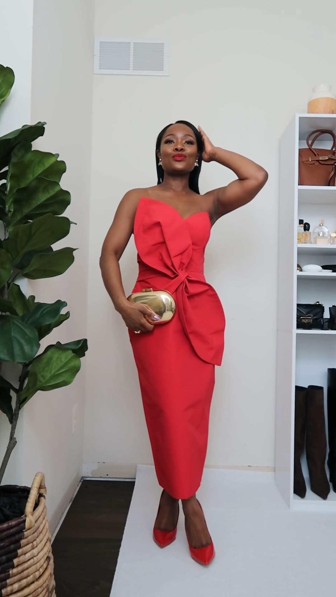 Red dress for Valentine day. Shop my favorites. #valentinedayoutfit #reddress #red #vdayoutfit 

#LTKmomlife #LTKgrwm #LTKValentine