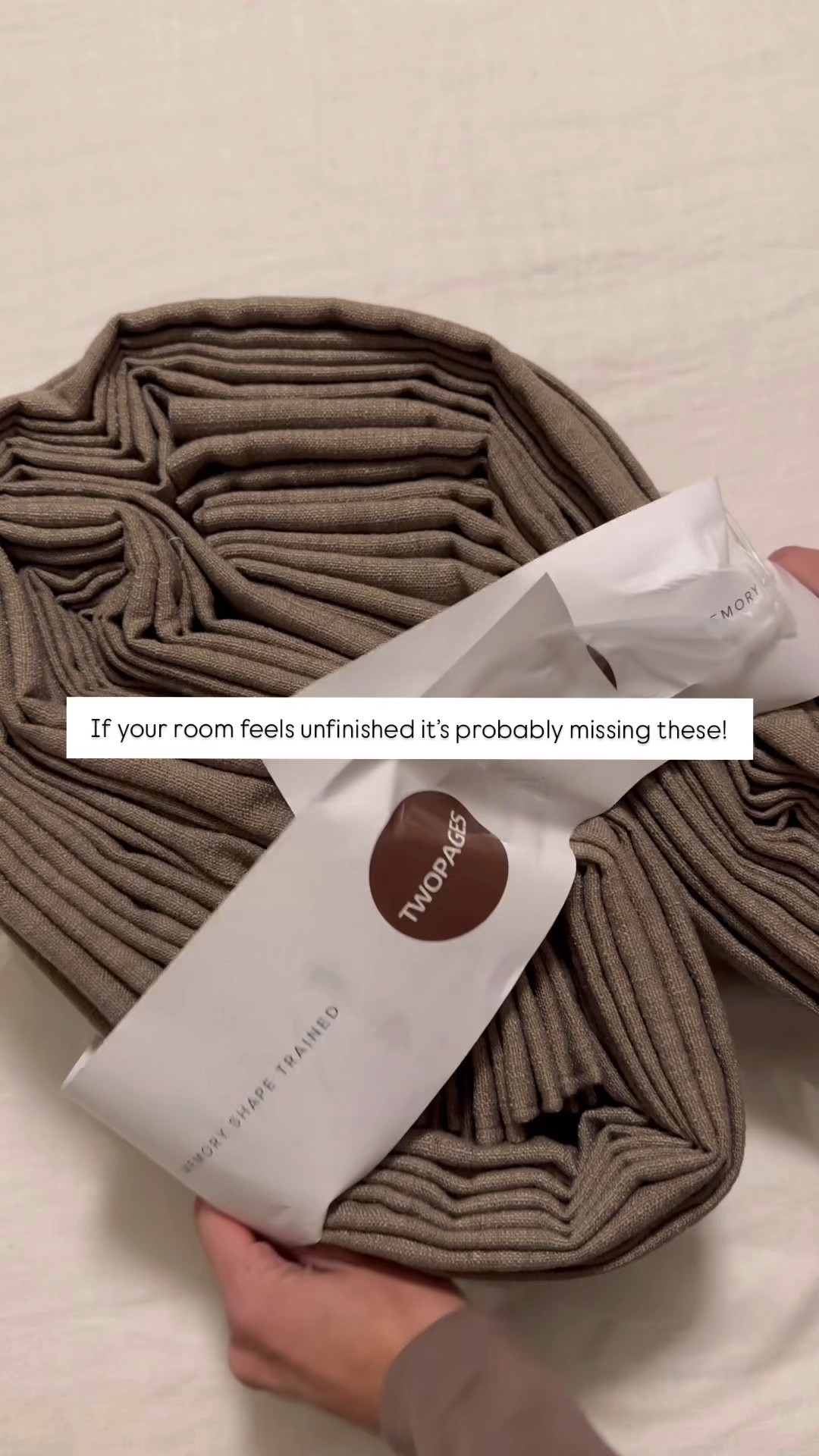 If your room feels like it’s just missing something I guarantee some nice drapes will make it look instantly put together! 

Use my code VIVIANAVENTERS 

Here’s the details:
Fabric: Liz Linen 
Color: Oak Dim Grey 
Header style: Pinch Pleat 
Blackout Lining
Memory Shaped 

#bedroomdecor #bedroomstyle #cozybedroom #homedecortrends #bedroomideas #bedroomvibes #ltkhome

#LTKHome