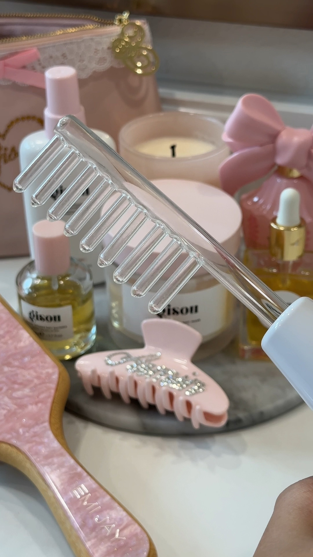 My haircare favs 💓🫧

#LTKbeauty #LTKfindsunder50