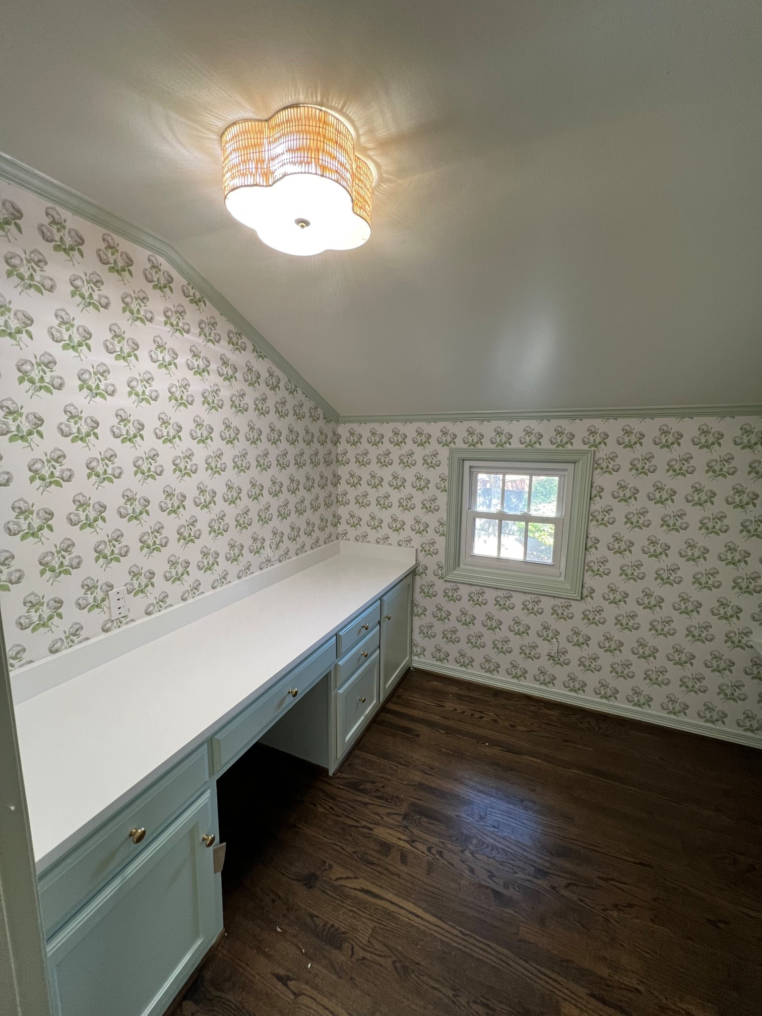 Mom office 

#LTKSpringSale #LTKFindsUnder100 #LTKHome