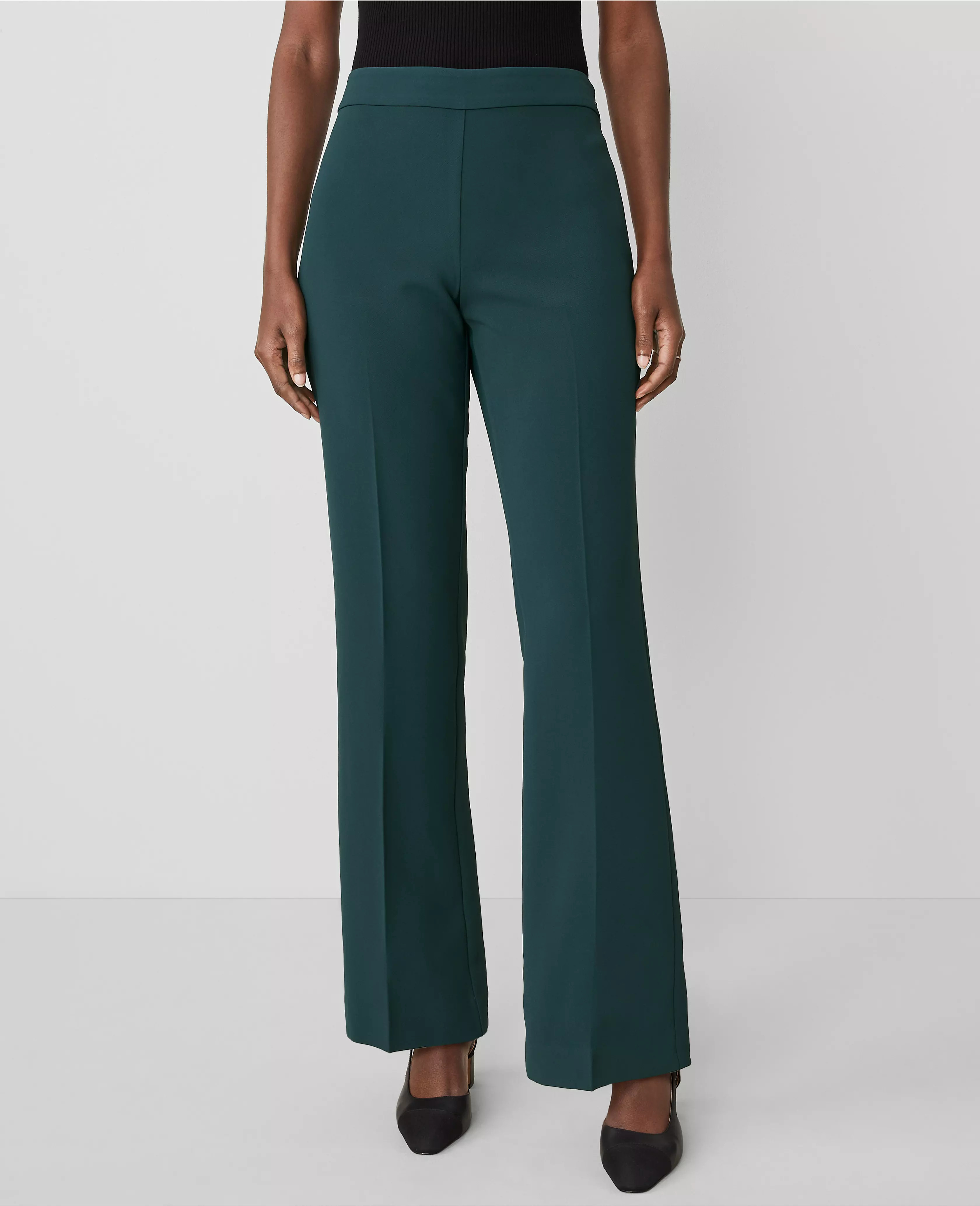 The Trouser Pant in Fluid Crepe - Curvy Fit | Ann Taylor (US)