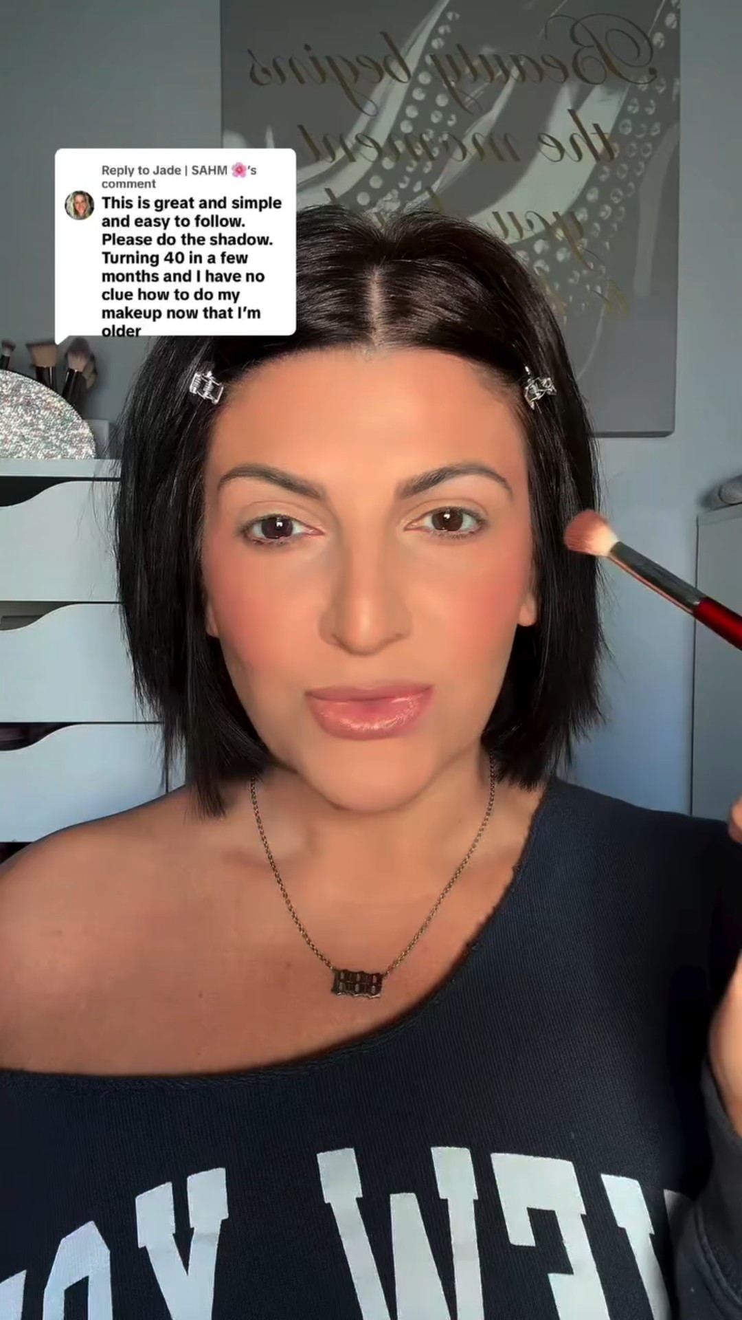 Trying these beauty tips by @makeupbycristinap let’s see if they work. 

#beautytips #beautyhacks #grwmroutine #makeuptutorial #makeuphacks
