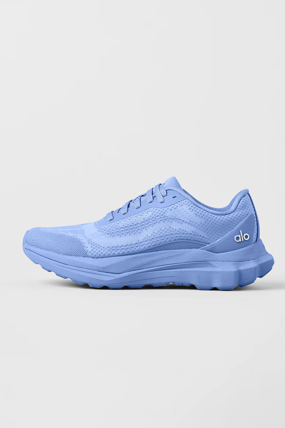 ALO Runner Shoes in Crystal Clear Blue, Size: 14.5M/16W | Alo Yoga (US)