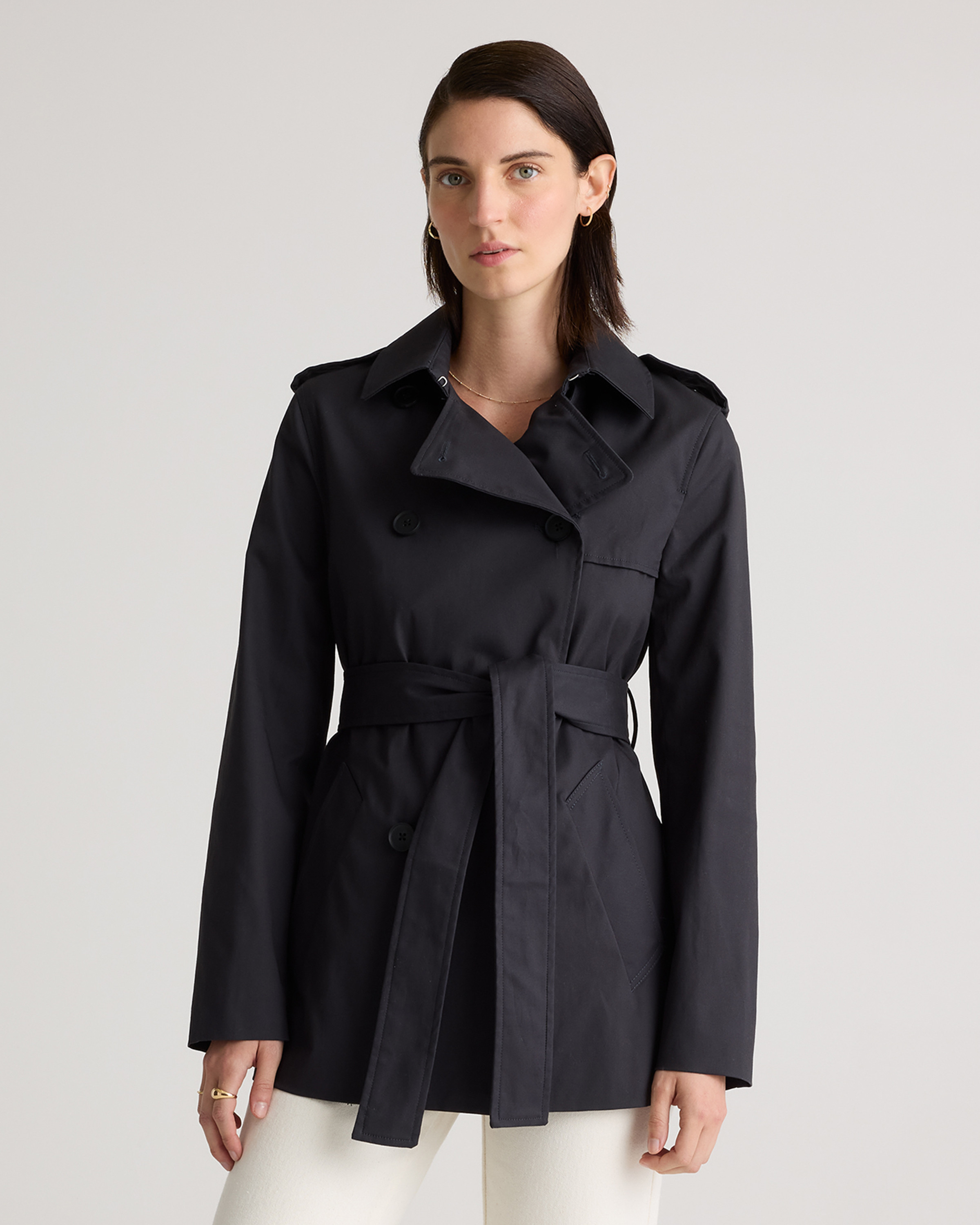 Quince | Women's Comfort Stretch Short Trench Coat in Midnight Black, Size Medium, Organic Cotton | Quince