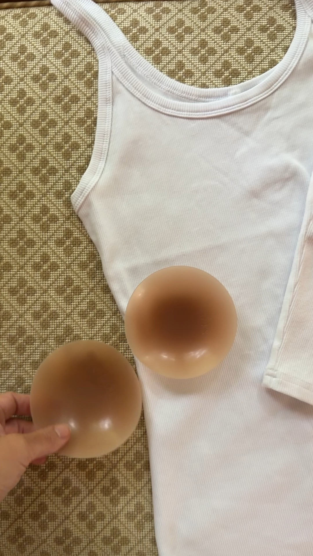 I couldn’t live in the summers without these nipple covers - they allow me to go bra-free with anything fitted! 

I would mostly recommend for A and B cup girls -