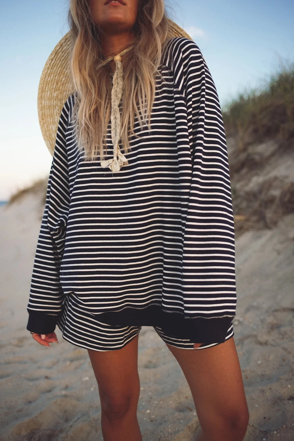 Oversized Crewneck - Navy Stripe | How Do You Wear That