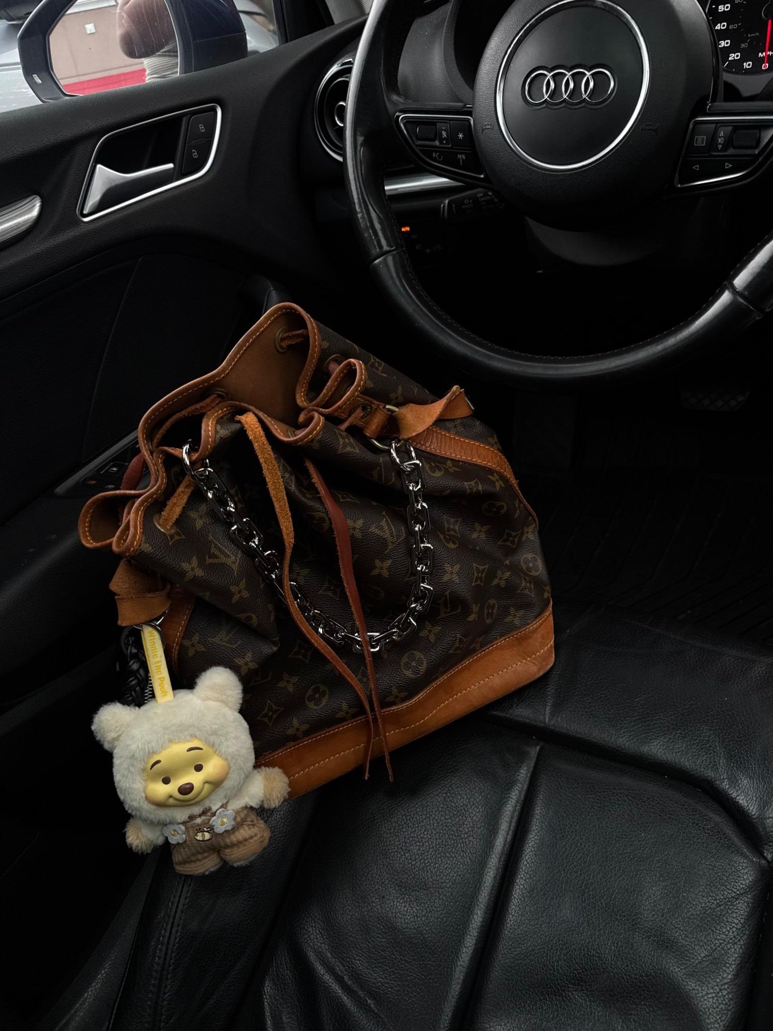 Quiet luxury, but make it practical. 🤎

My vintage @louisvuitton Noe bucket bag has been one of my most functional investments as a mom of 4. 

I love a bag that feels elevated but can sit in the passenger seat without me panicking. 

Luxury should work for your lifestyle — not the other way around.

Linked my everyday essentials + bag accessories below. ✨

#bagoftheday #lvnoegm

#LTKmomlife #LTKNYFW